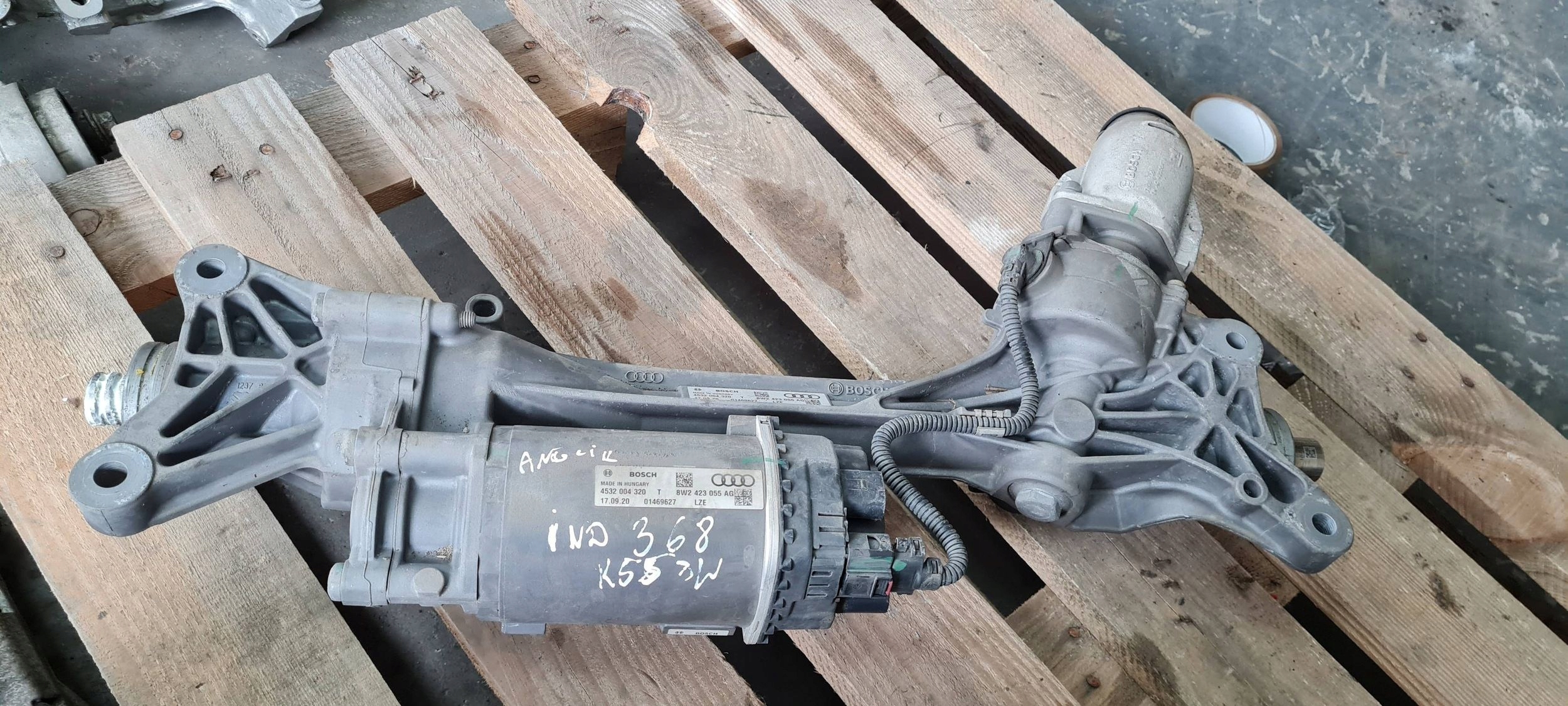 RS5 8W LIFT A5 drag rod servo steering control engine 8W2423055AG A4 B9