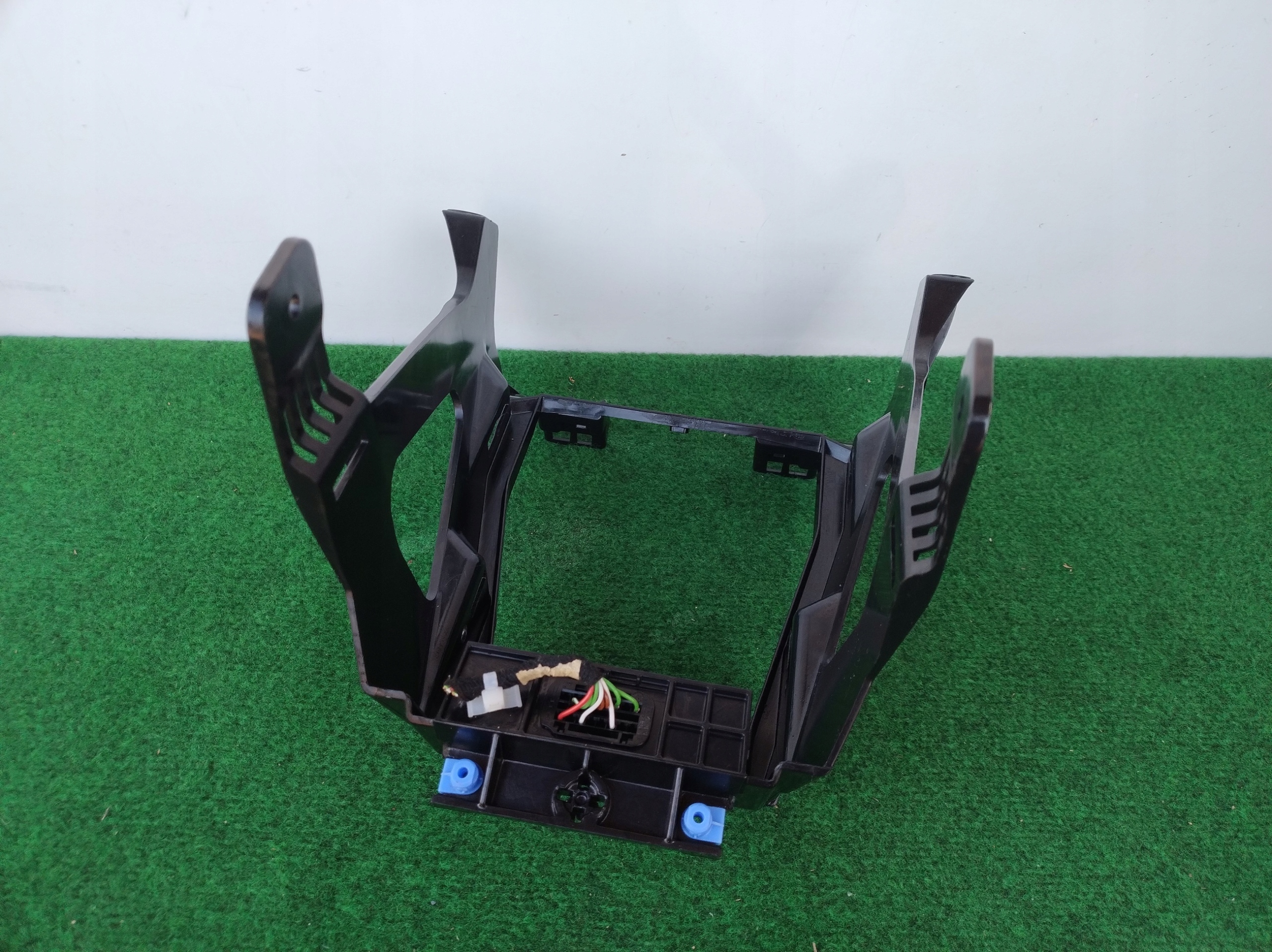 étrier radio support console OPEL ZAFIRA B LIFT