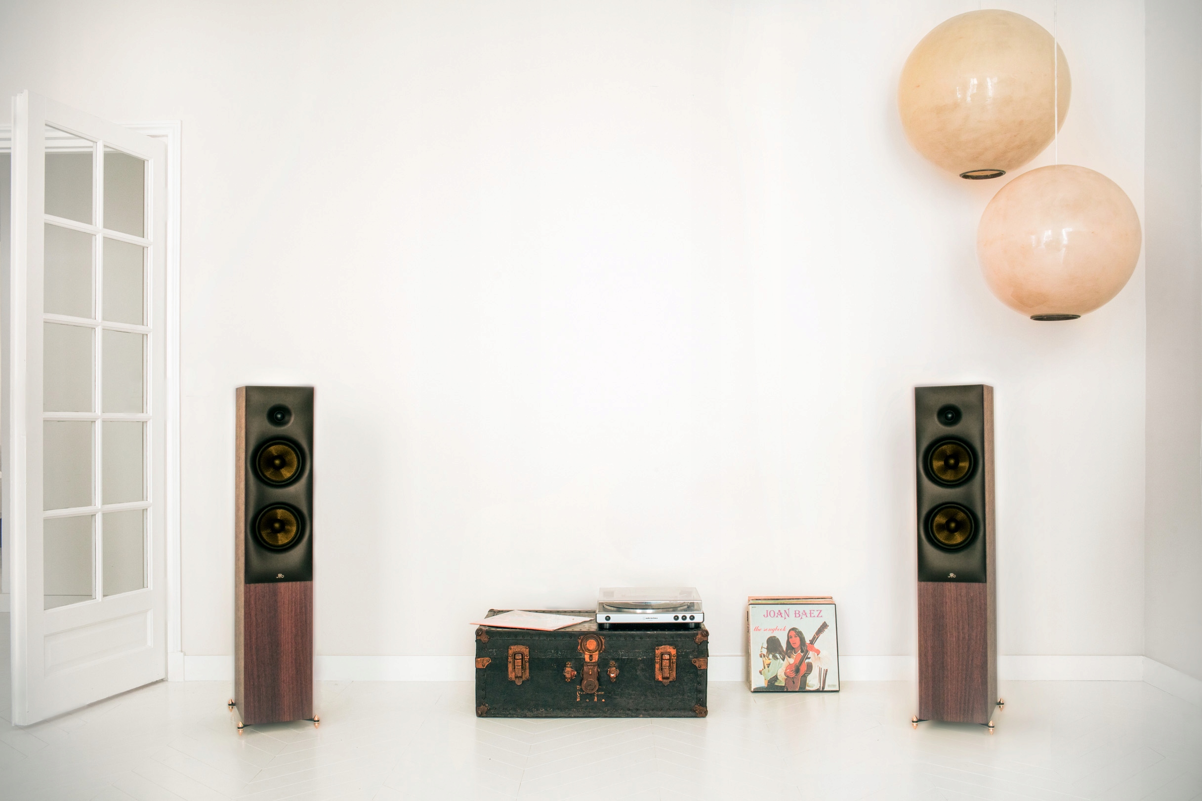 Revival Audio Sprint 4 Walnut Kolor orzech