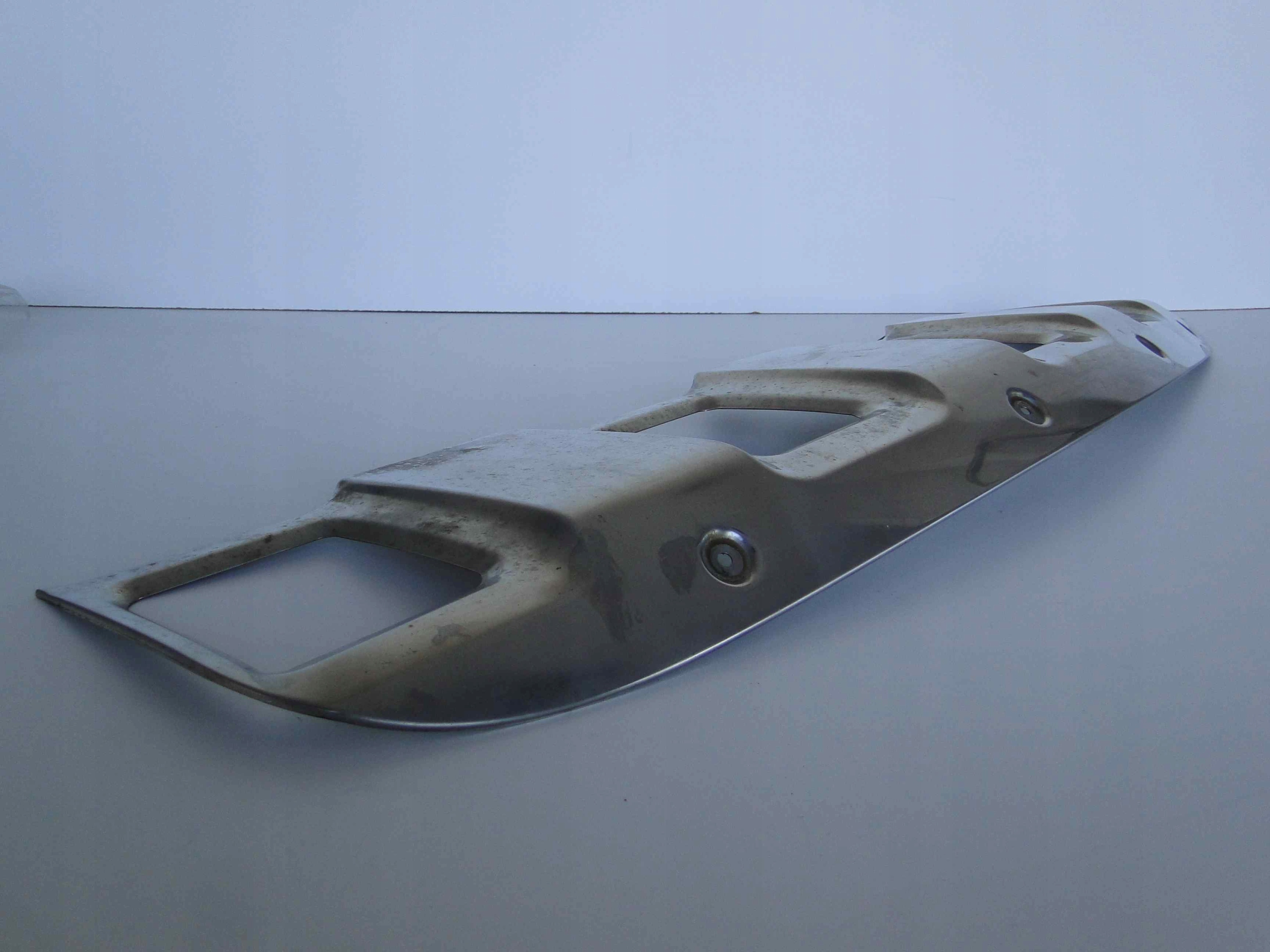 MERCEDES ML W164 164 BLACHA CHROM SPOILER PRZEDNI Strona zabudowy przód