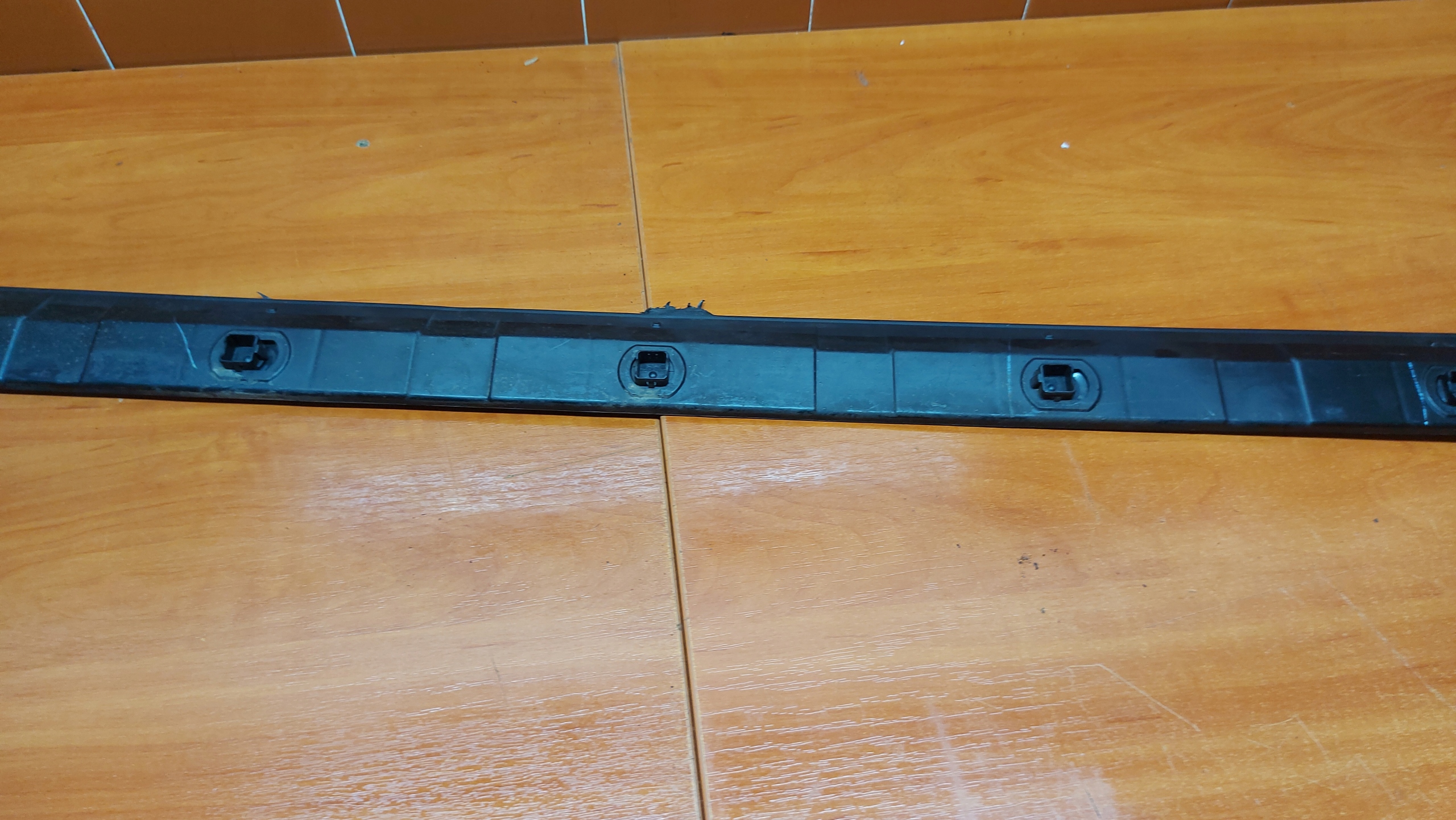 threshold moulding cap threshold of the threshold right TOYOTA HILUX VIII 24