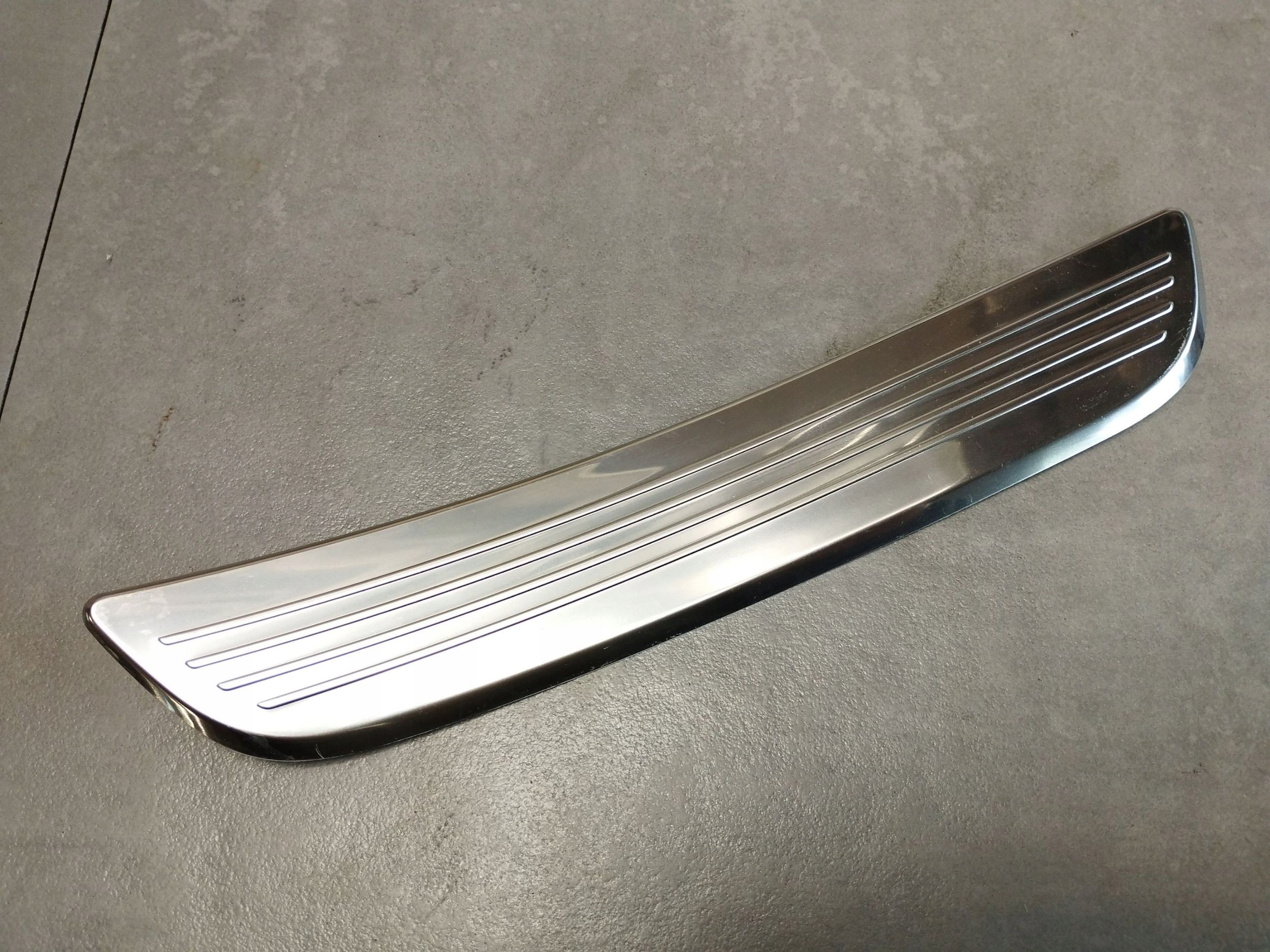 Mercedes-Benz E W213 moulding threshold rear part A2056800635
