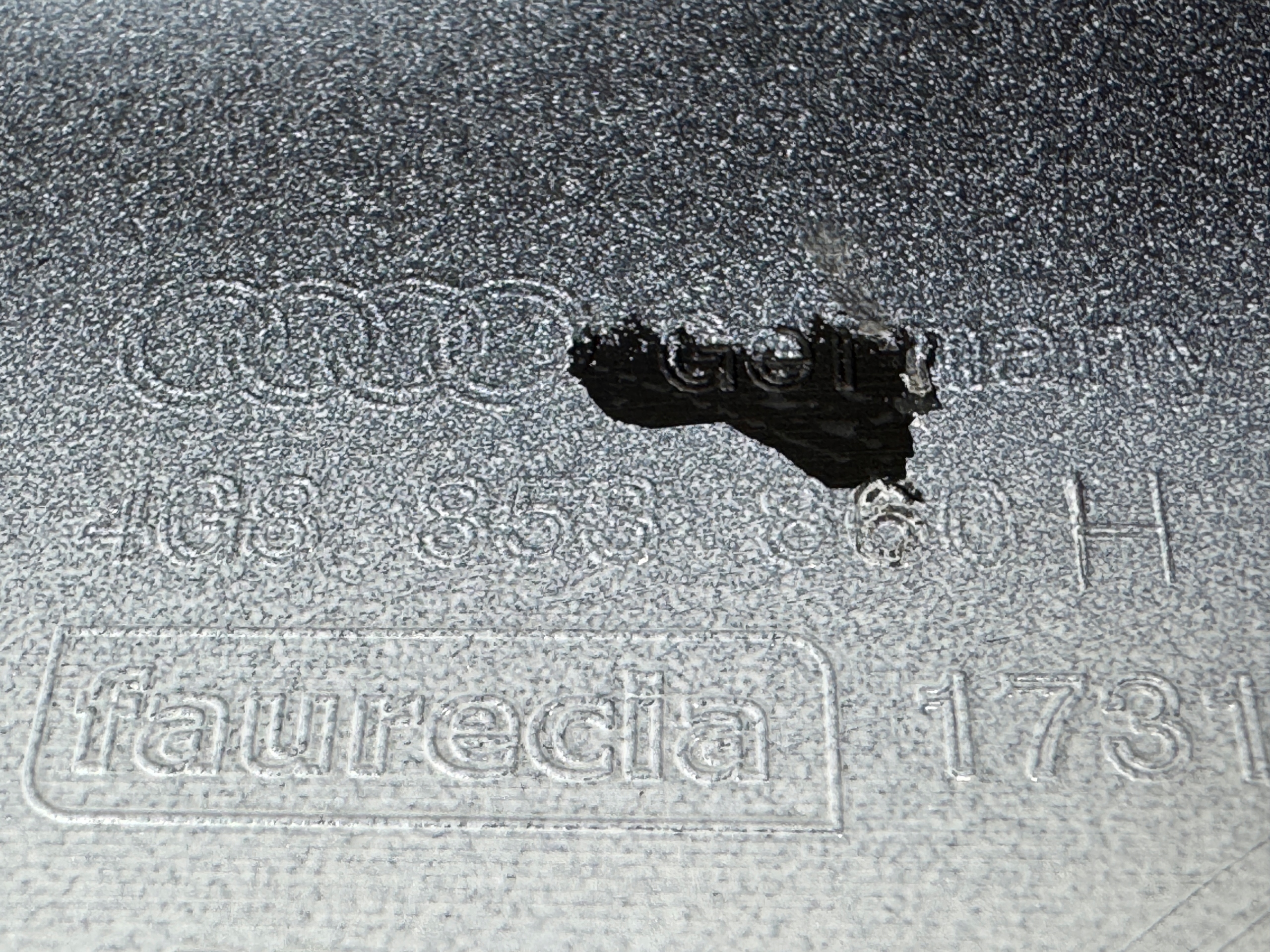 AUDI A7 4G8 moulding threshold right 4G8853856J LS9R 19km