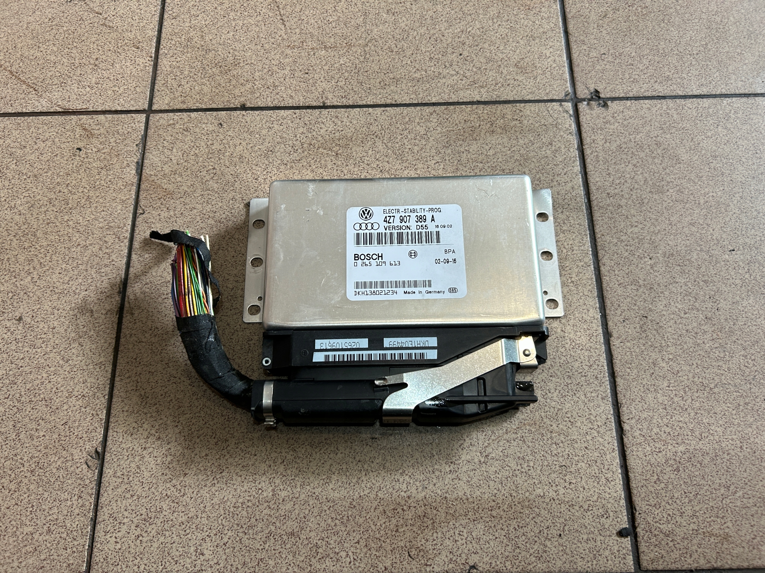 STEROWNIK KOMPUTER MODUŁ ESP AUDI A6 C5 ALLROAD