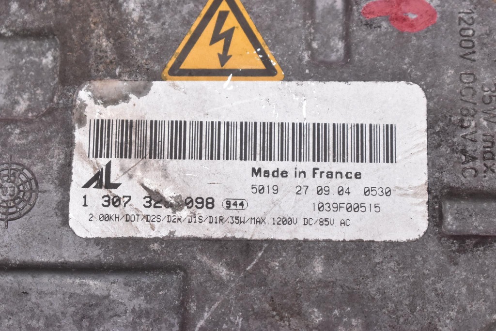 control unit XENON KSENON left 1307329098 VOLVO V50 1 and 03-11