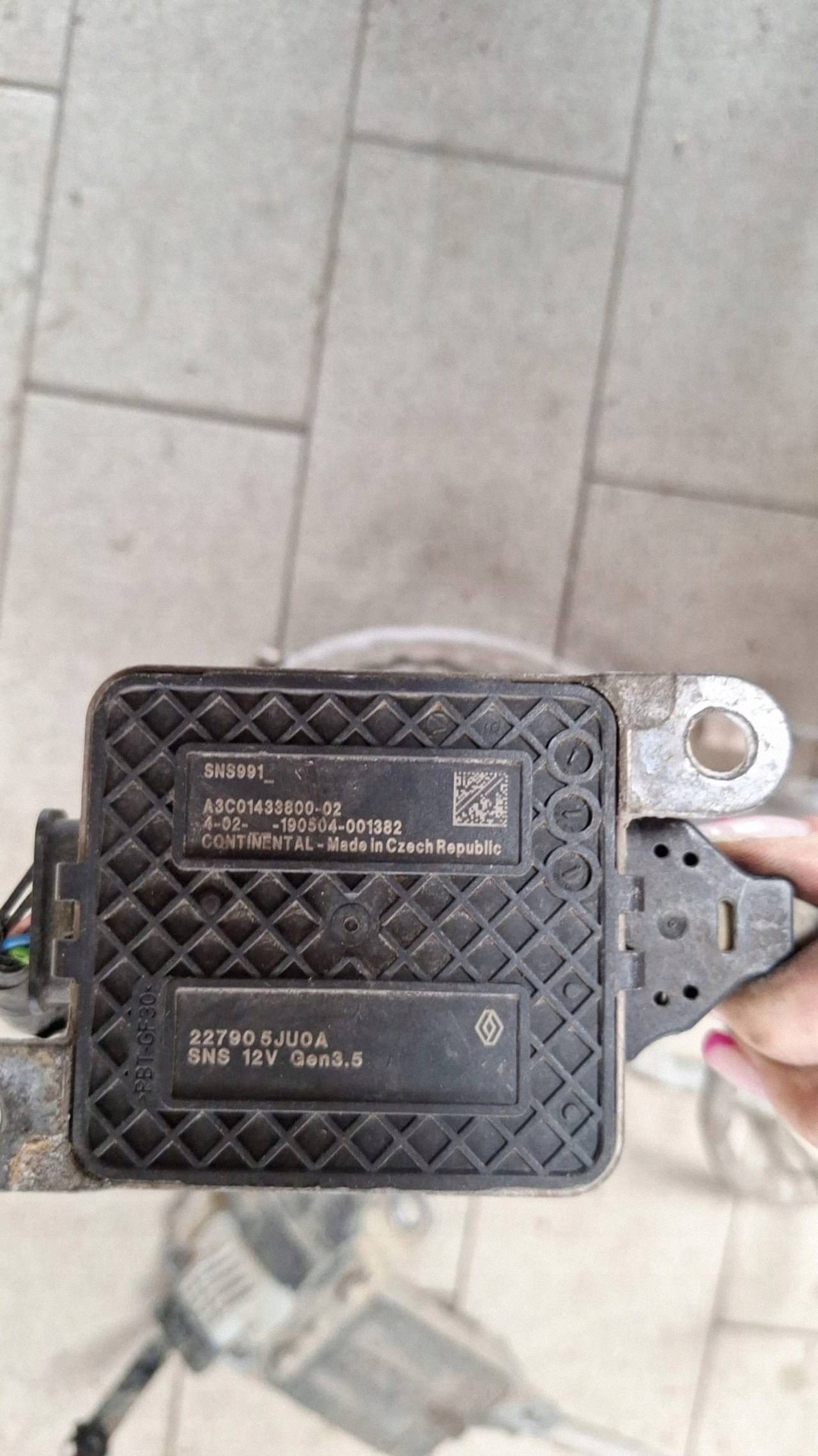Sonda lambda Nissan Navara D23 227905JU0A
