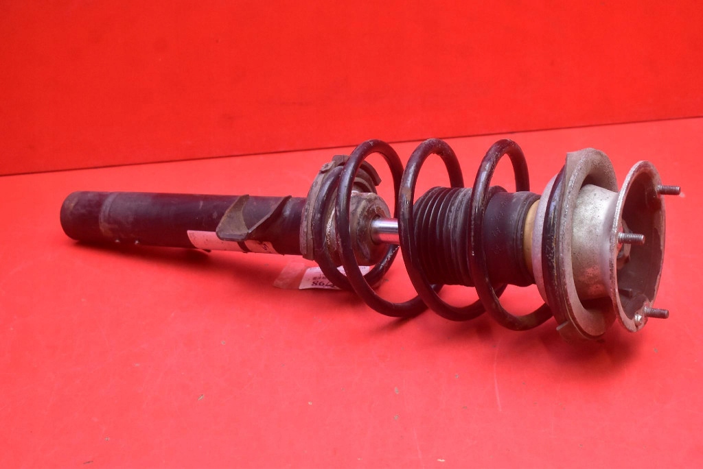 shock absorber left front BMW E90 2.5i 218 KM 04-10