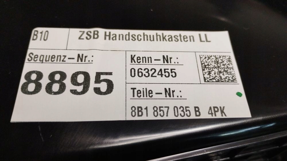 Audi A5 B10 Handschuhfach des Beifahrers 8B1857035B