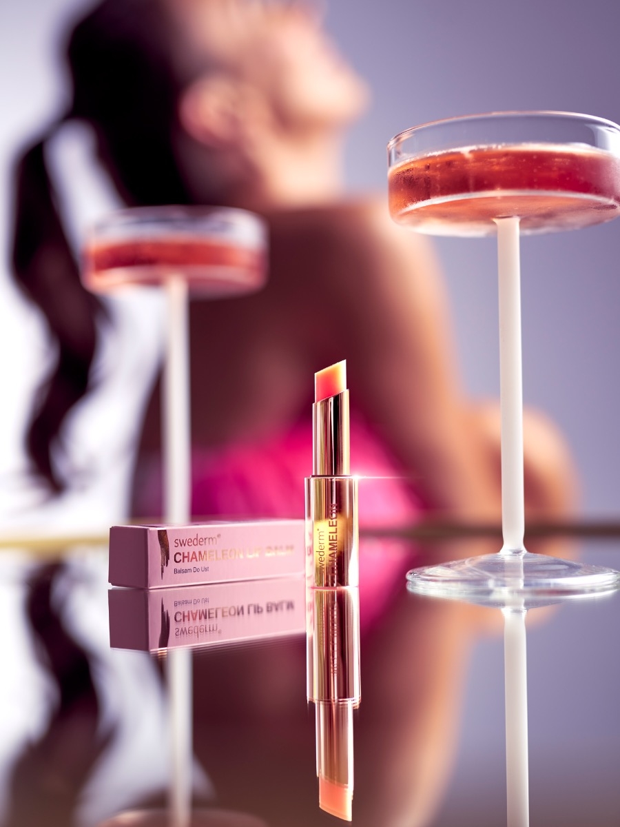Balsam do Ust Swederm Chameleon 3 ml NAWILŻA REGENERUJE WYGŁADZA Marka Swederm