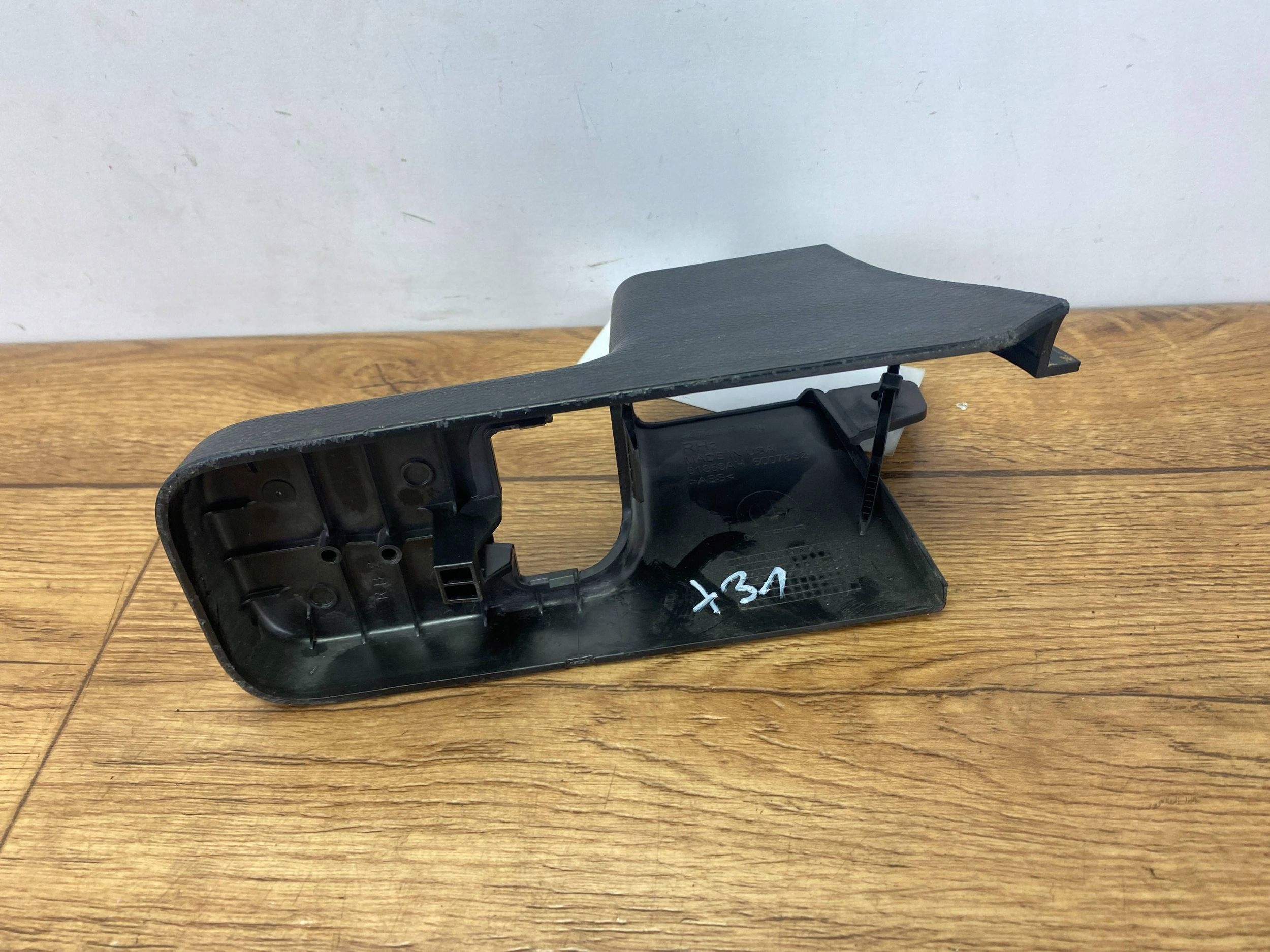 Blende Abdeckung szyny SITZ Ram 1500 2019+