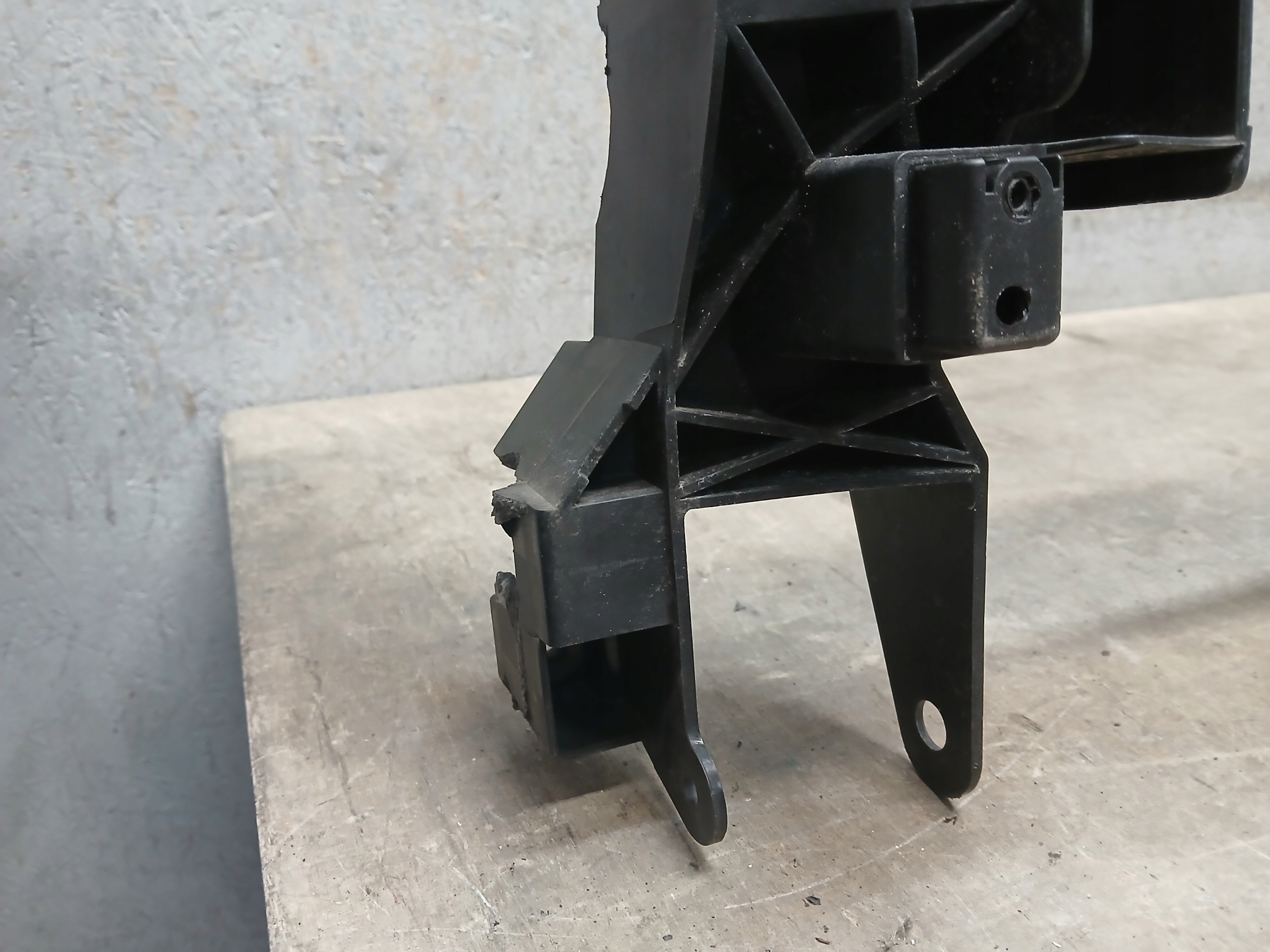 support panel for radiators MERCEDES A KLASA W177 A177 A1776221800