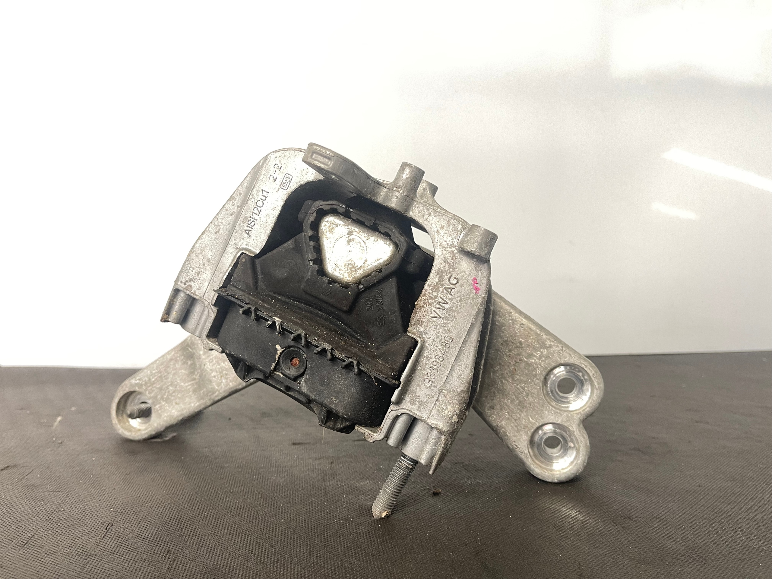engine mount VW AUDI SEAT SKODA 1.4 E-TSI 5WA199262F