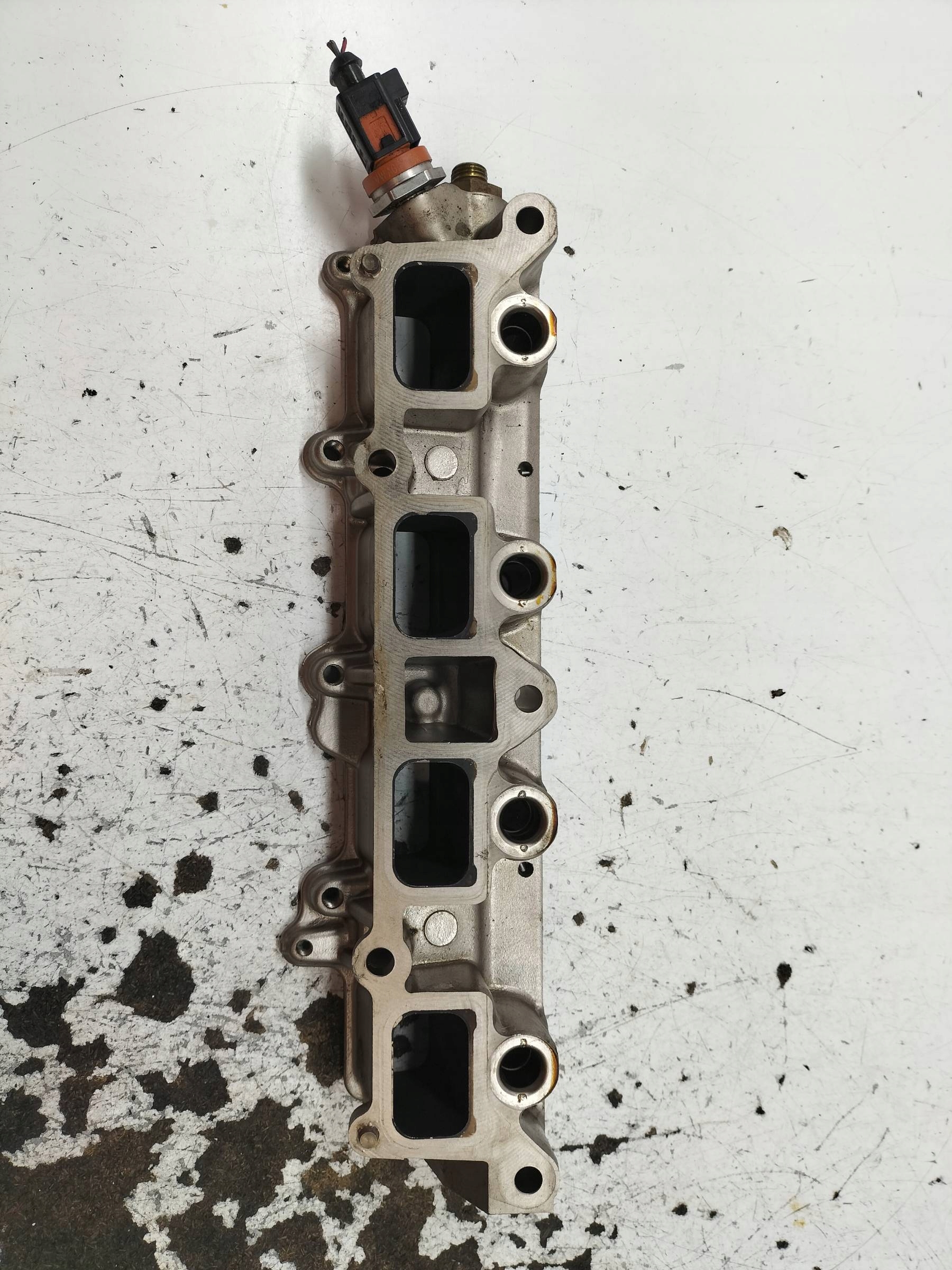 Rampe injection 06J906051D 1.4 TSI Audi A3 II (2003-2013) 8P