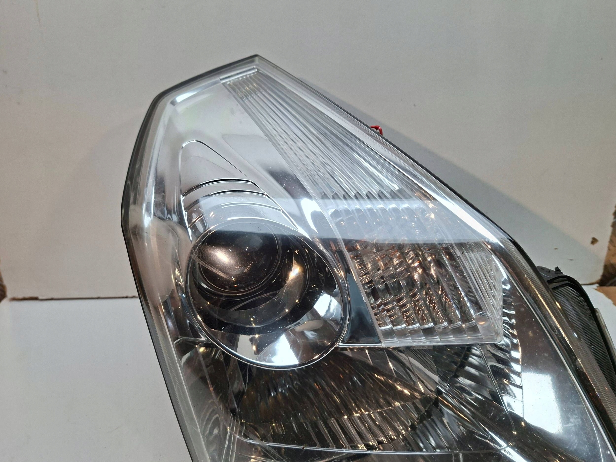 light front right XENON 8200014358 RENAULT VEL SATIS 2001