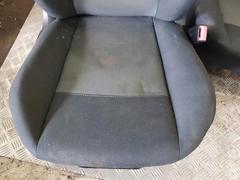 FOTEL FOTELE PRZÓD FORD FIESTA MK7 Producent części Ford OE