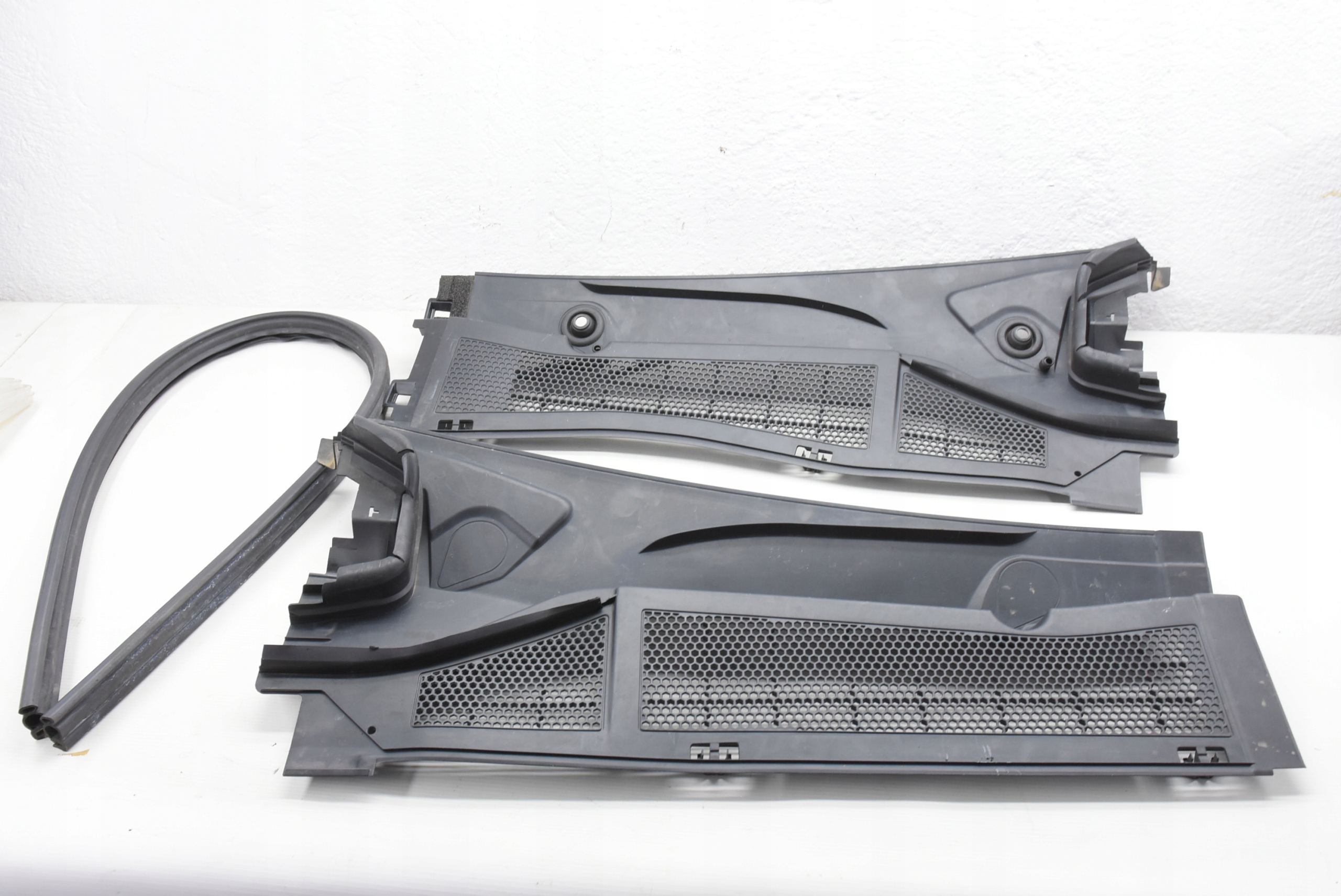 PEUGEOT 308 III T10 PODSZYBIE PLASTIKOWE LEWE PRAWE +USZCZELKA KPL.