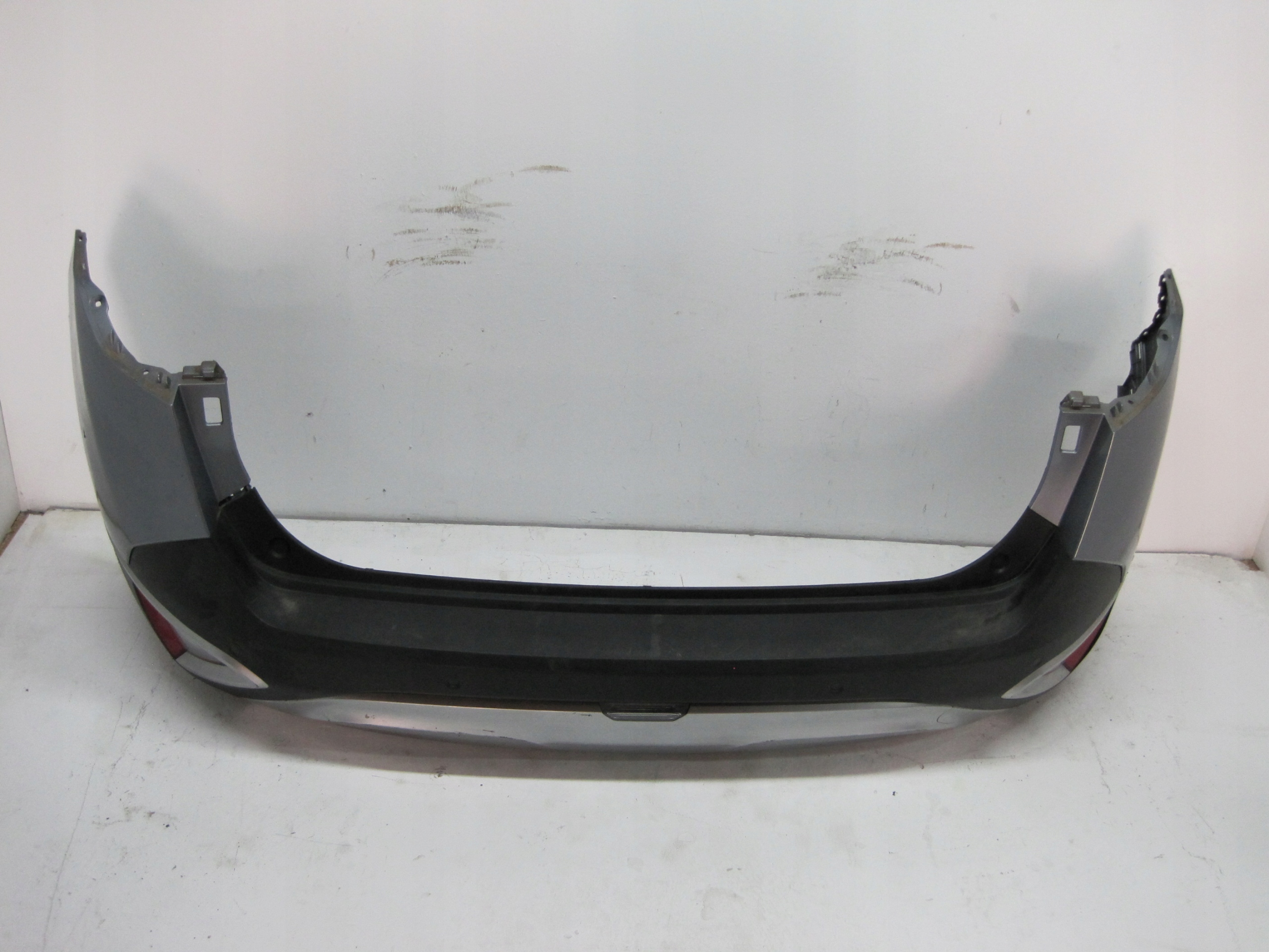 bumper rear part Kia Sportage 23R 4 PDC rear