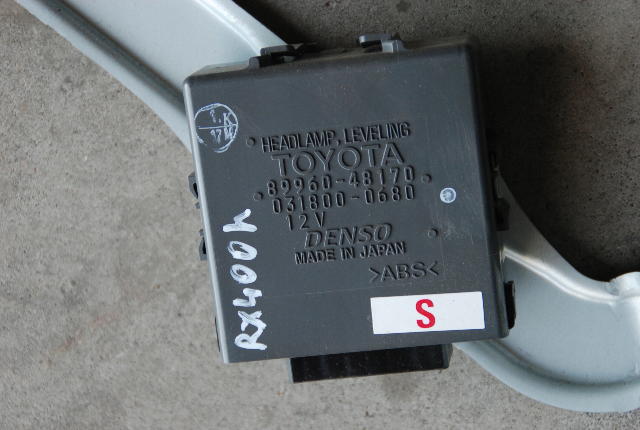 89690-48170 moduł sterownik mocy LEXUS RX 450 H