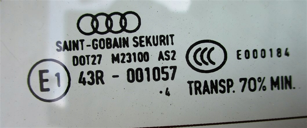 KLAPA BAGAŻNIKA SZYBA AUDI A3 8V SPORTBACK LZ3M Producent części Audi OE