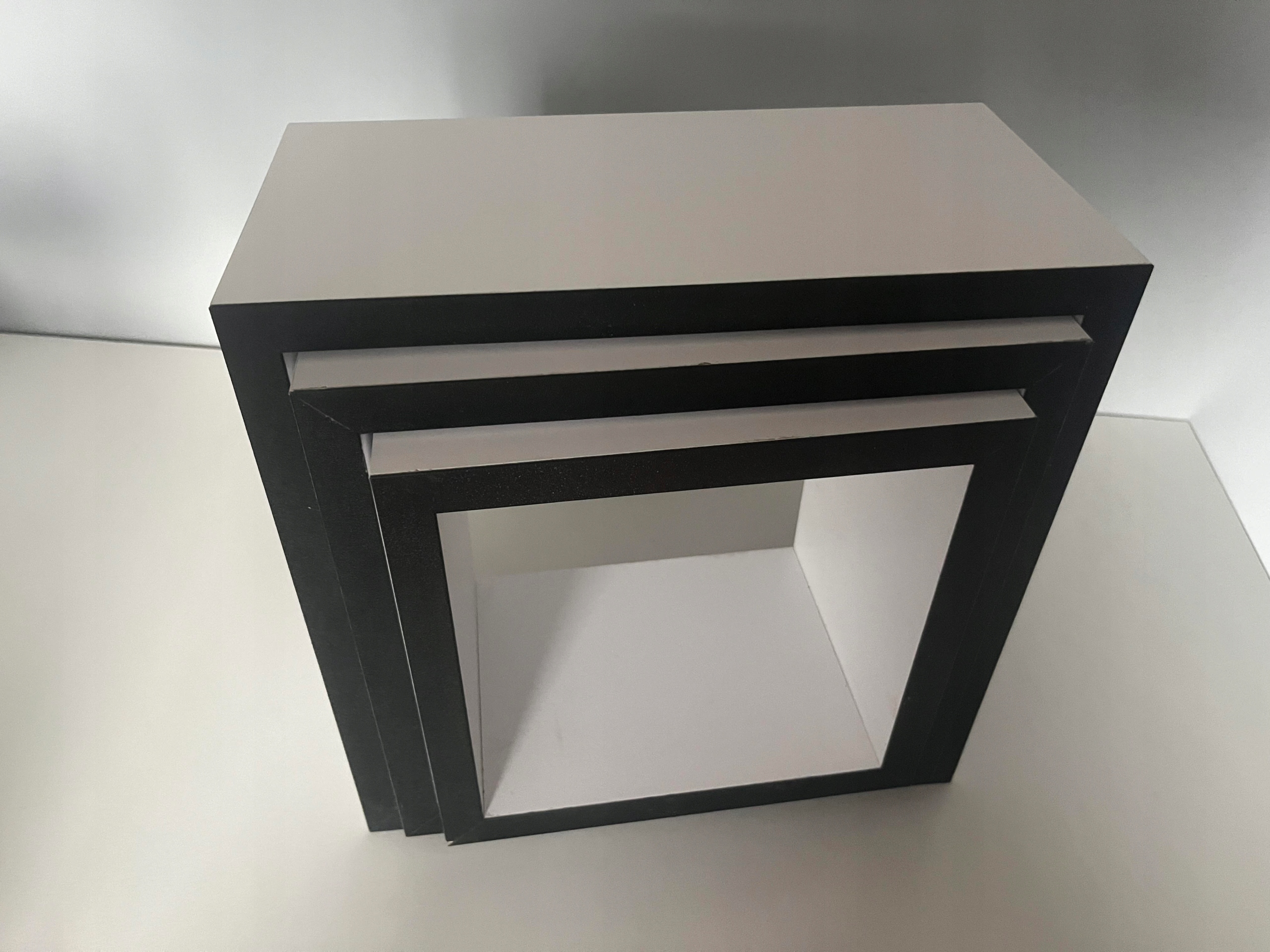 PÓŁKA WISZĄCA ŚCIENNA KOMPLET 3 SZTUK BIAŁA REGAŁ Marka bez marki