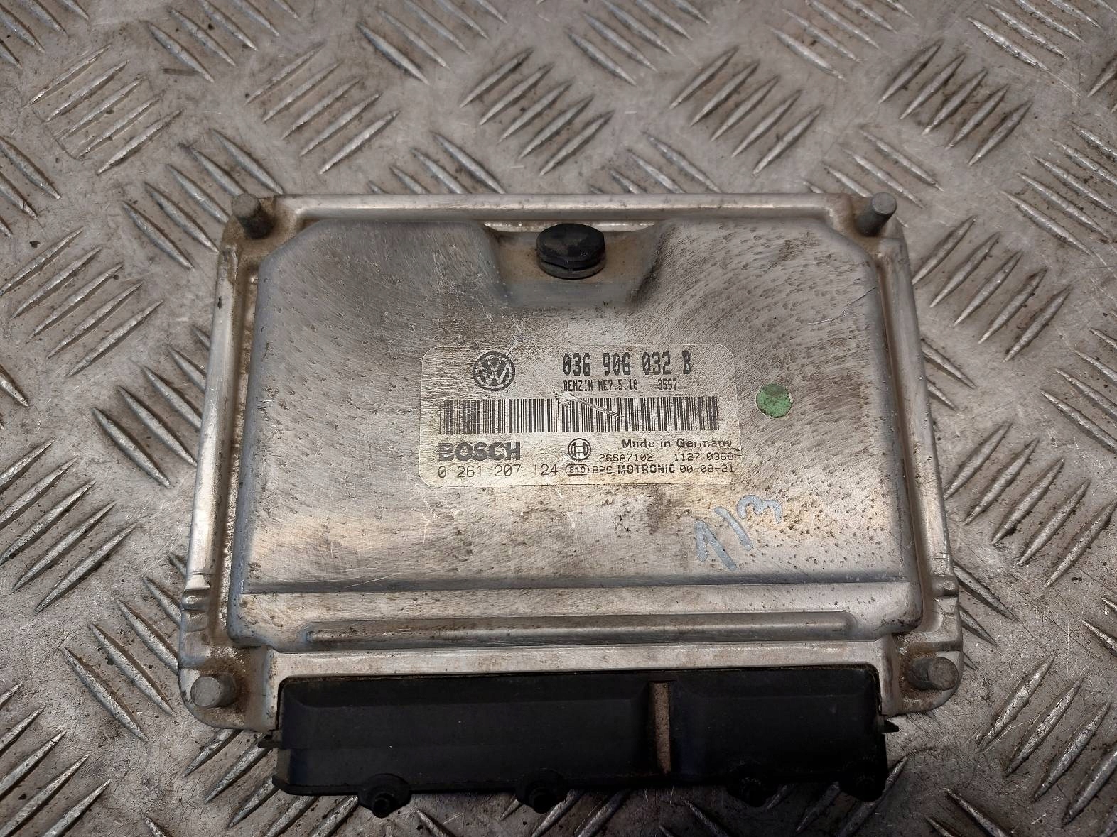 Montaggio STARTOWY SKODA OCTAVIA e FL 036906032 B