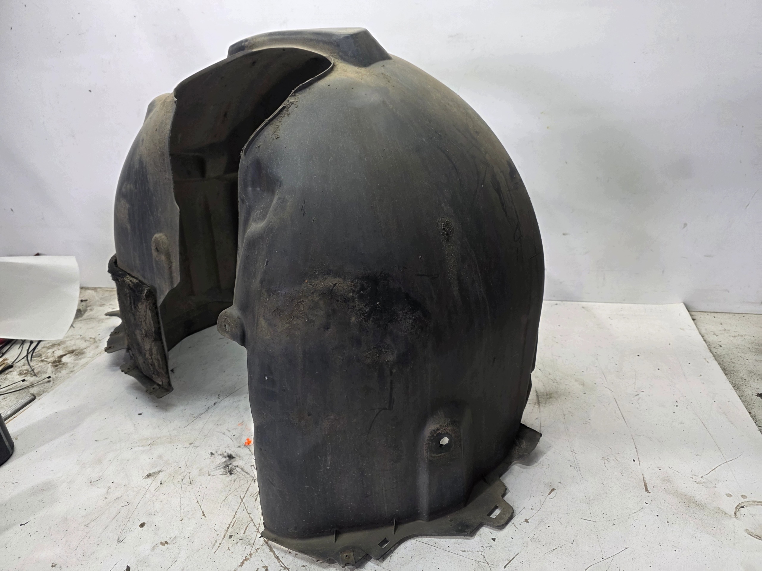 mudguard plastic right front AUDI A3 8V 8V0821172C