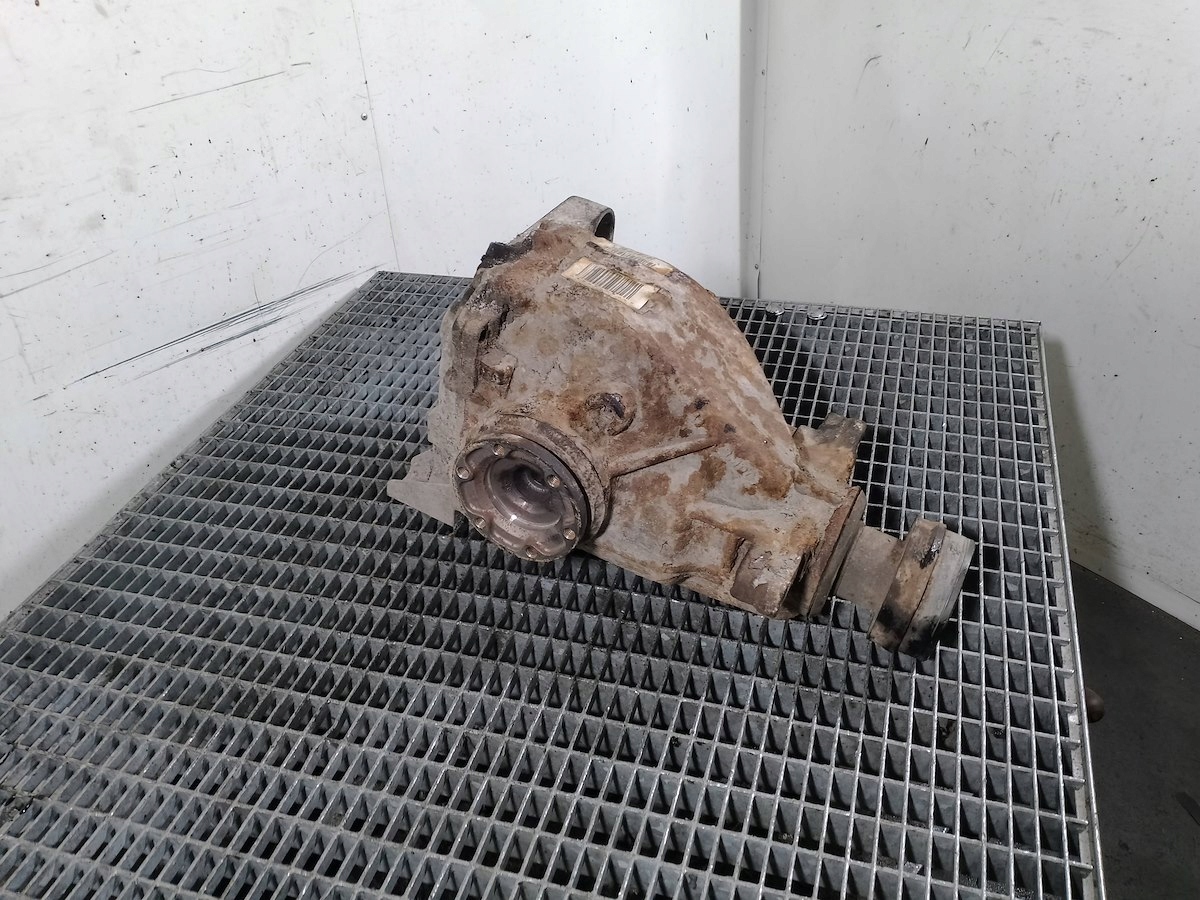 Диференціал ЗД BMW E61 754251401 2.5