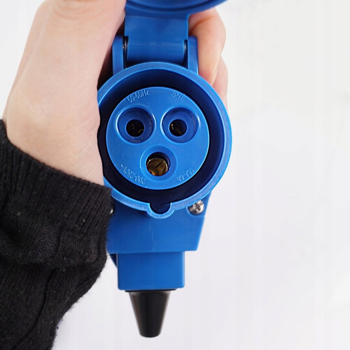 GNIAZDO KĄTOWE 16A 230V ADAPTER CAMPING 3P Liczba gniazdek 1 szt.