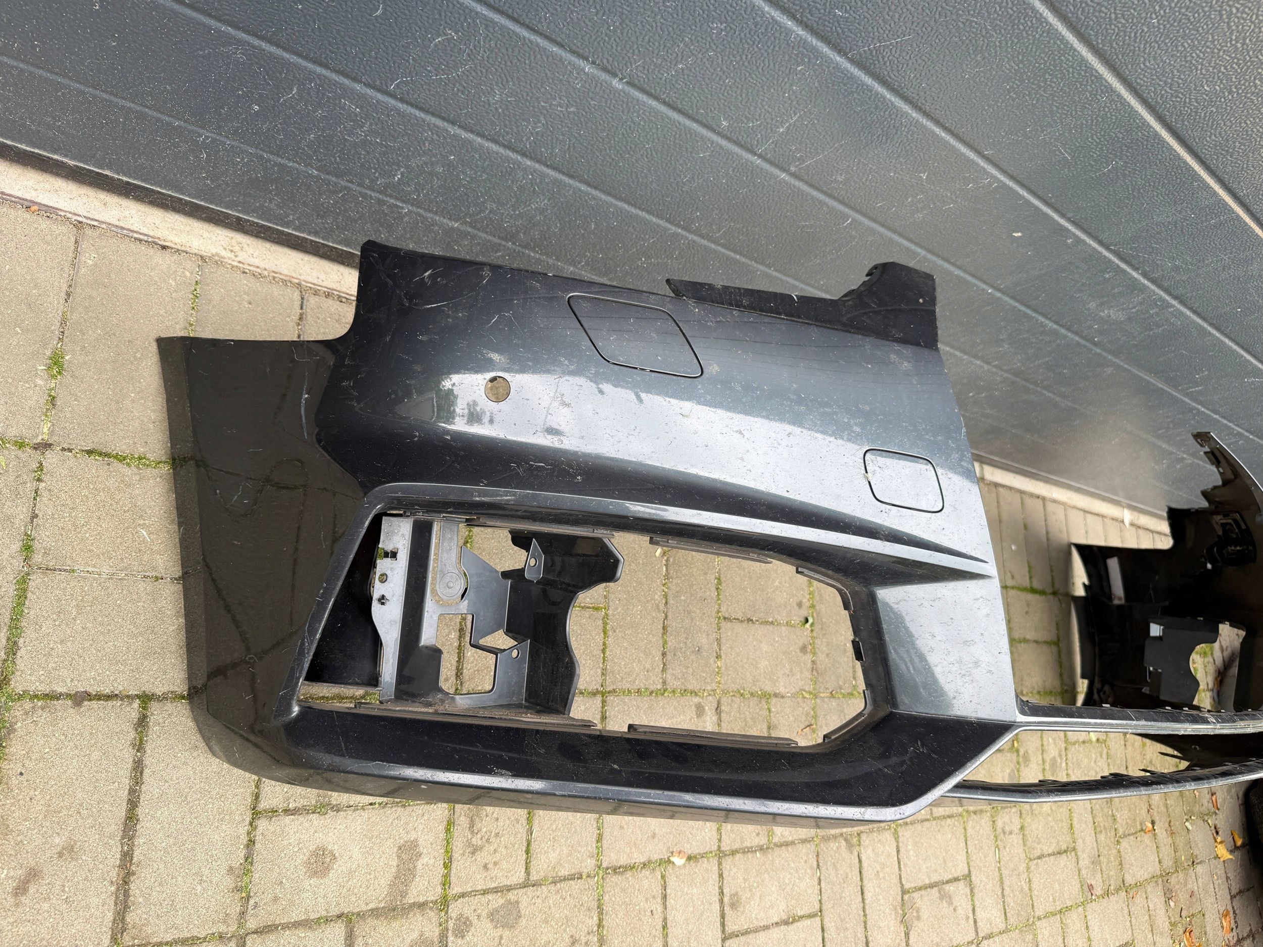 Audi A4 S4 B9 18- lökhárító eleje elsö