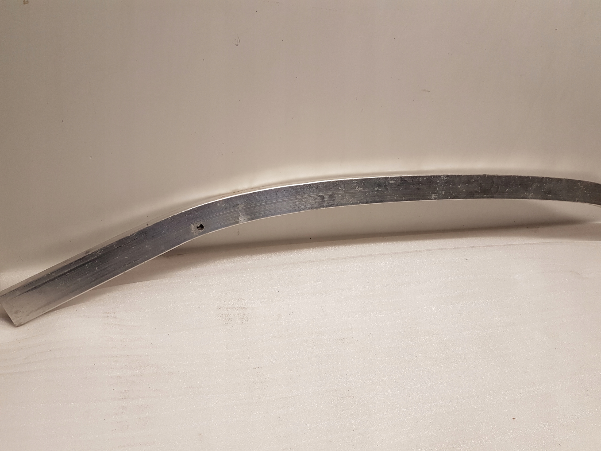 bumper support front lower BMW U06 8737237