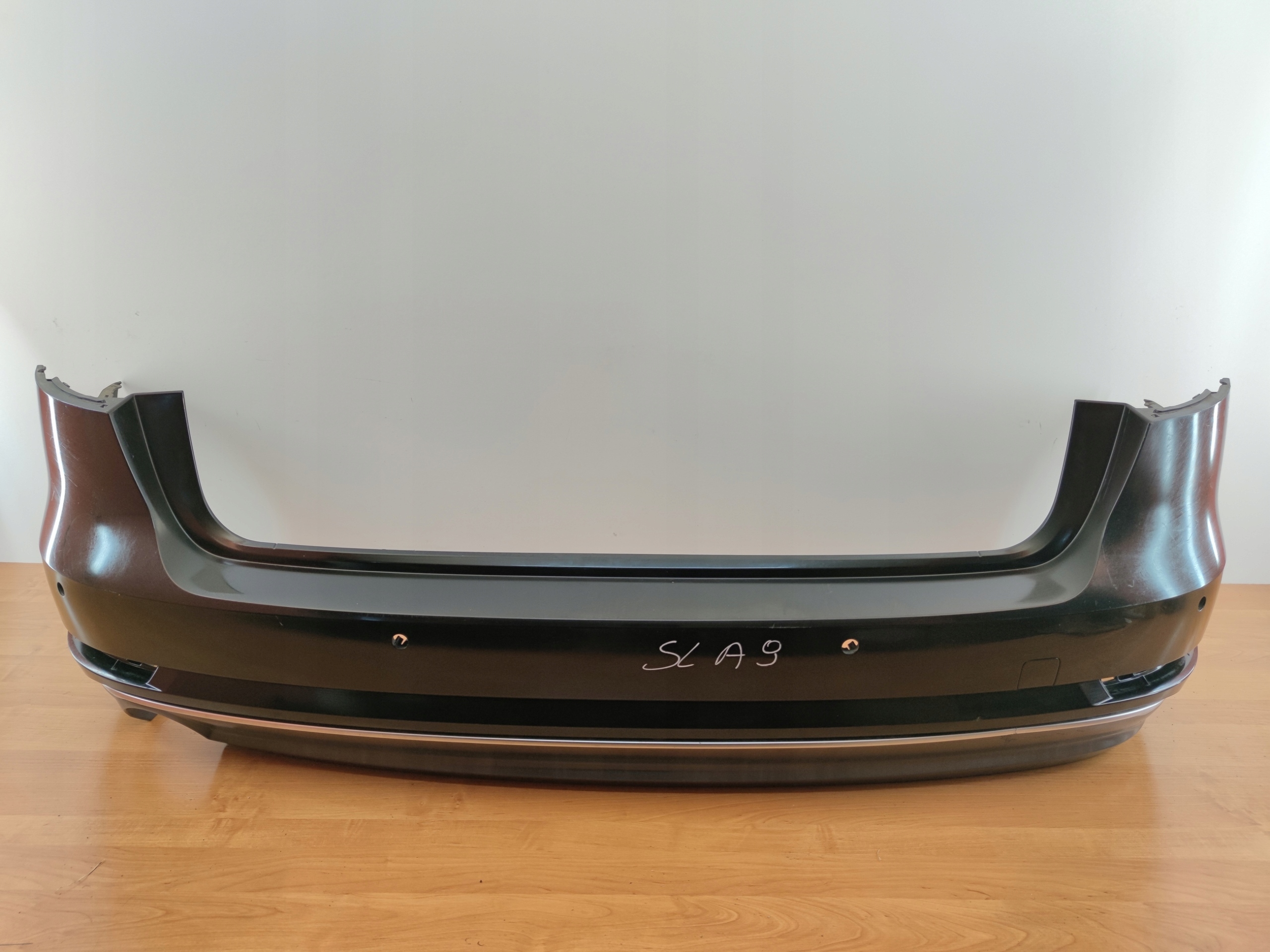 AUDI A4 B9 8W KOMBI bumper rear part rear 4XPDC