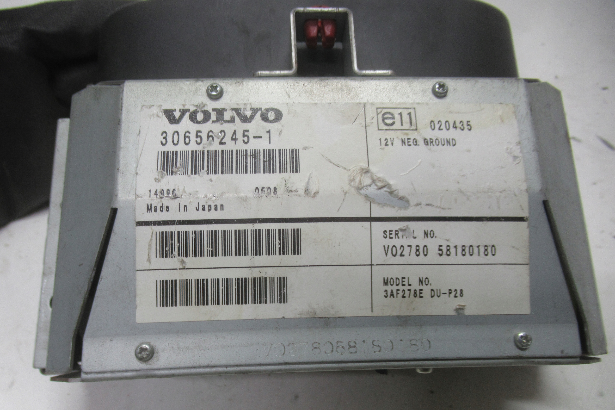 VOLVO V70 05R display navigation devices EKRAN 30656245