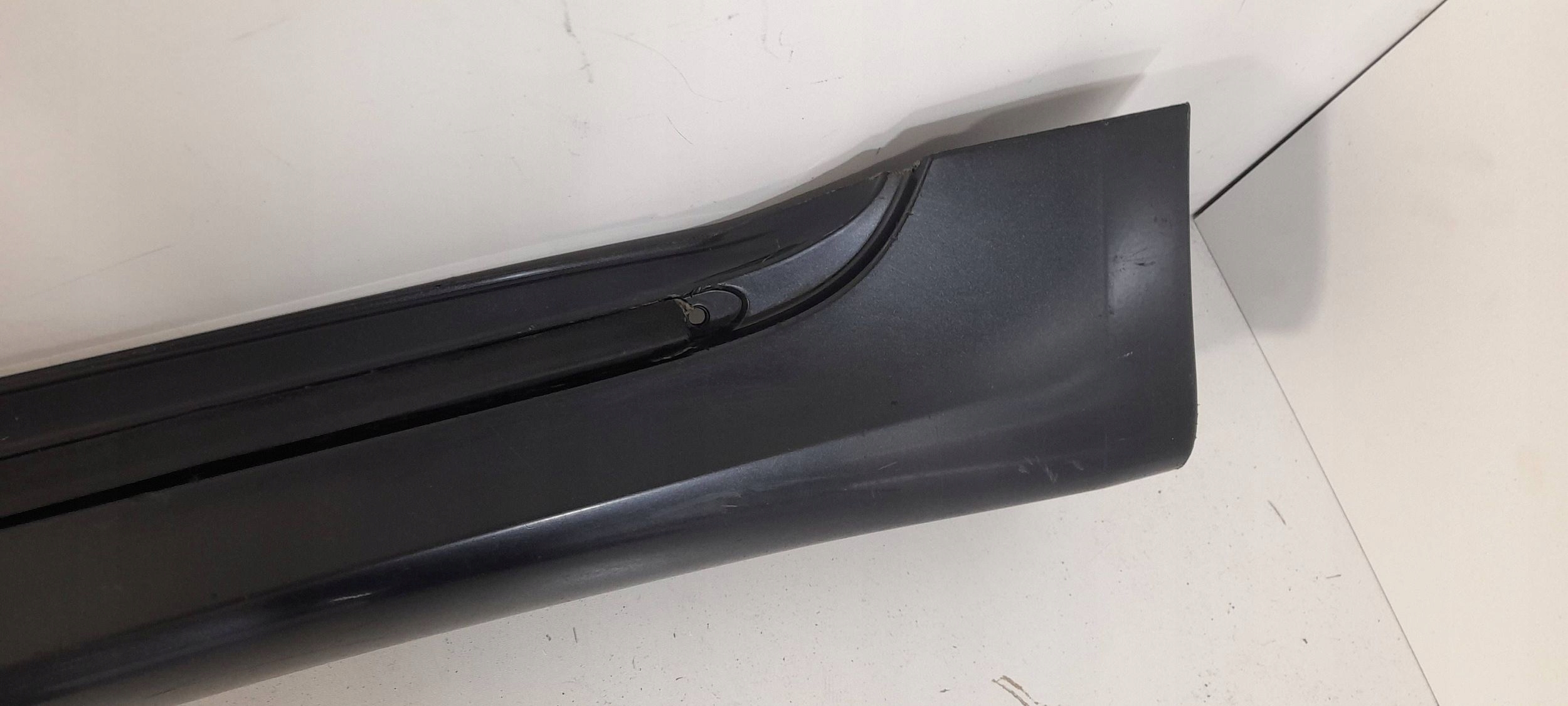 Lexus IS 220D-250-350 moulding threshold left 7586053010 (LS76)
