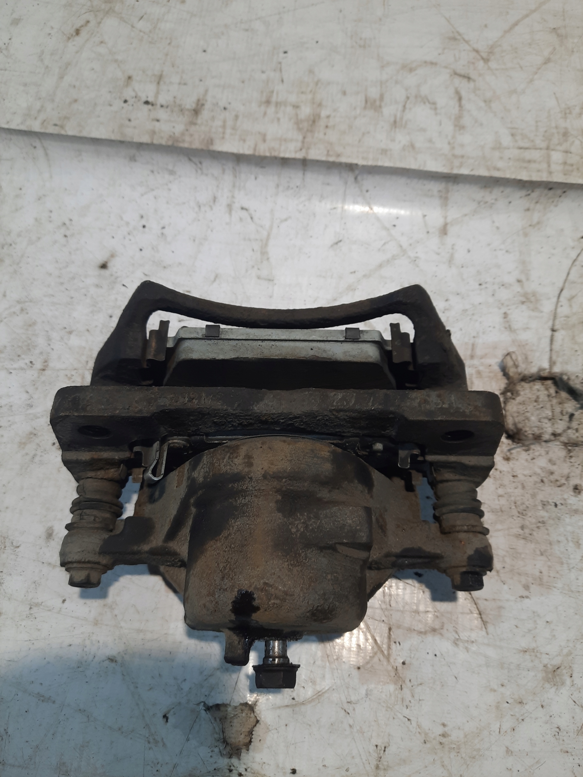 HONDA CIVIC VII 1.7 CTDI left caliper JARZMO front front