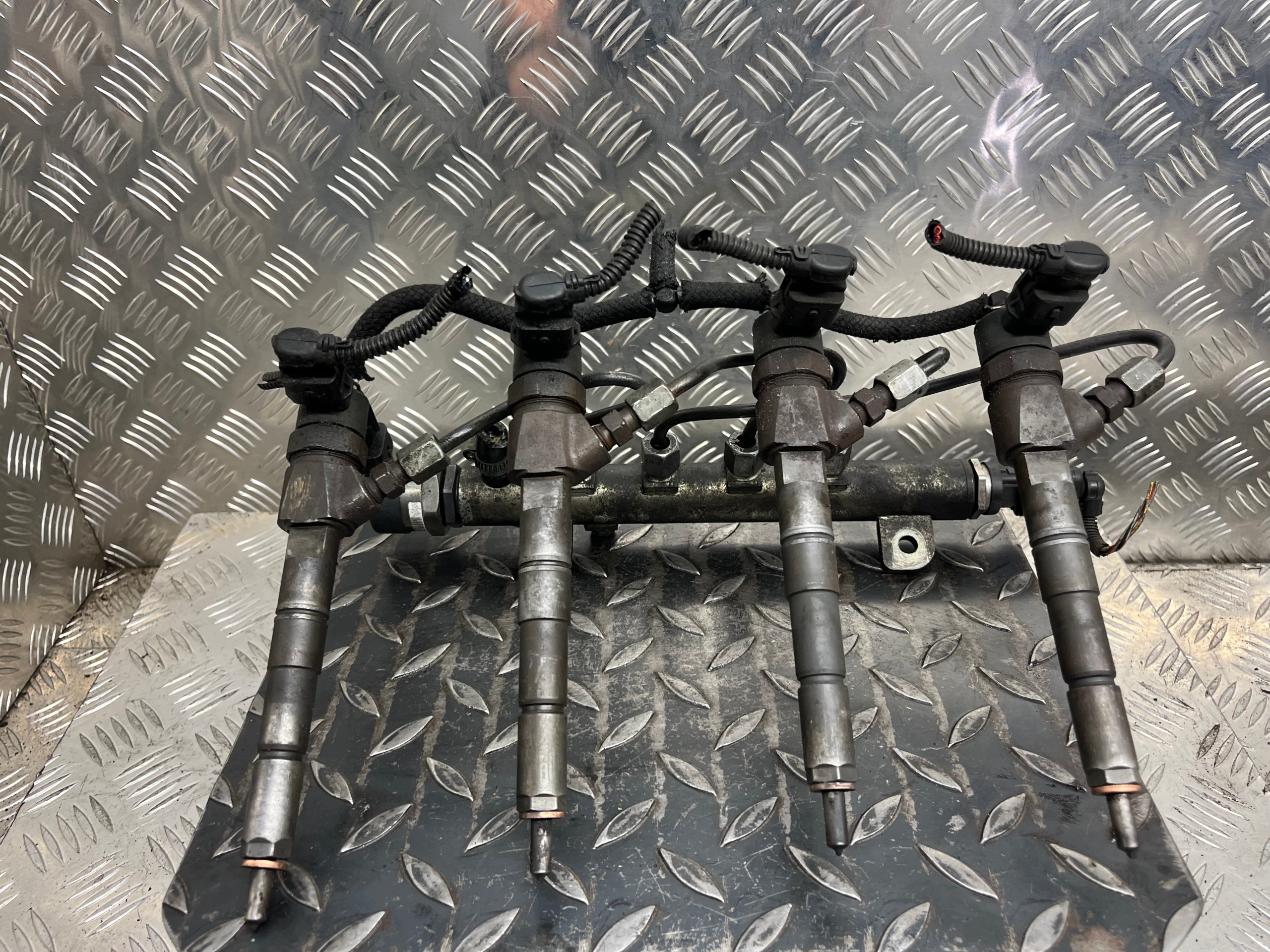 einspritzdüse einspritzdüse KOMPLET OPEL VECTRA C 0445110157 / 55200251