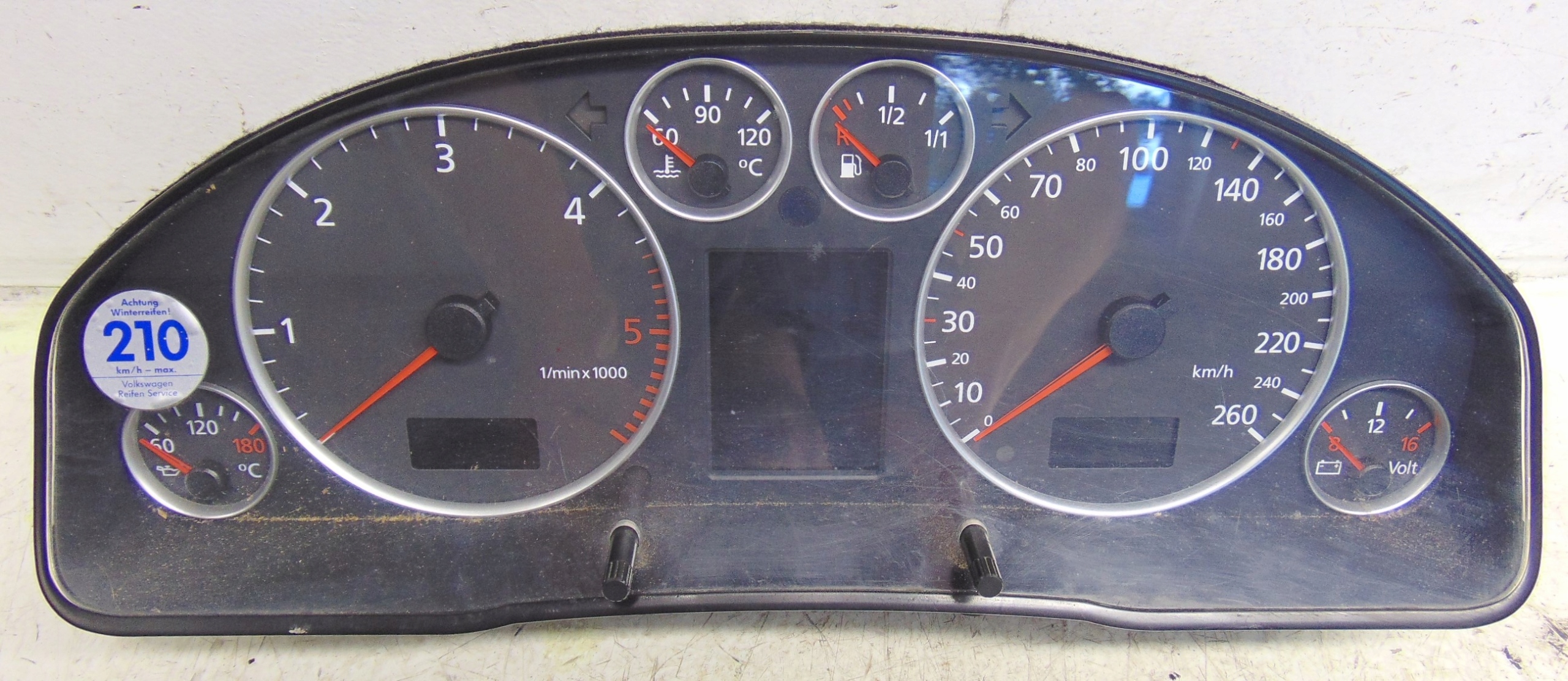 Audi A6 C5 FL 01- спидометр Бензин 4B0920933J