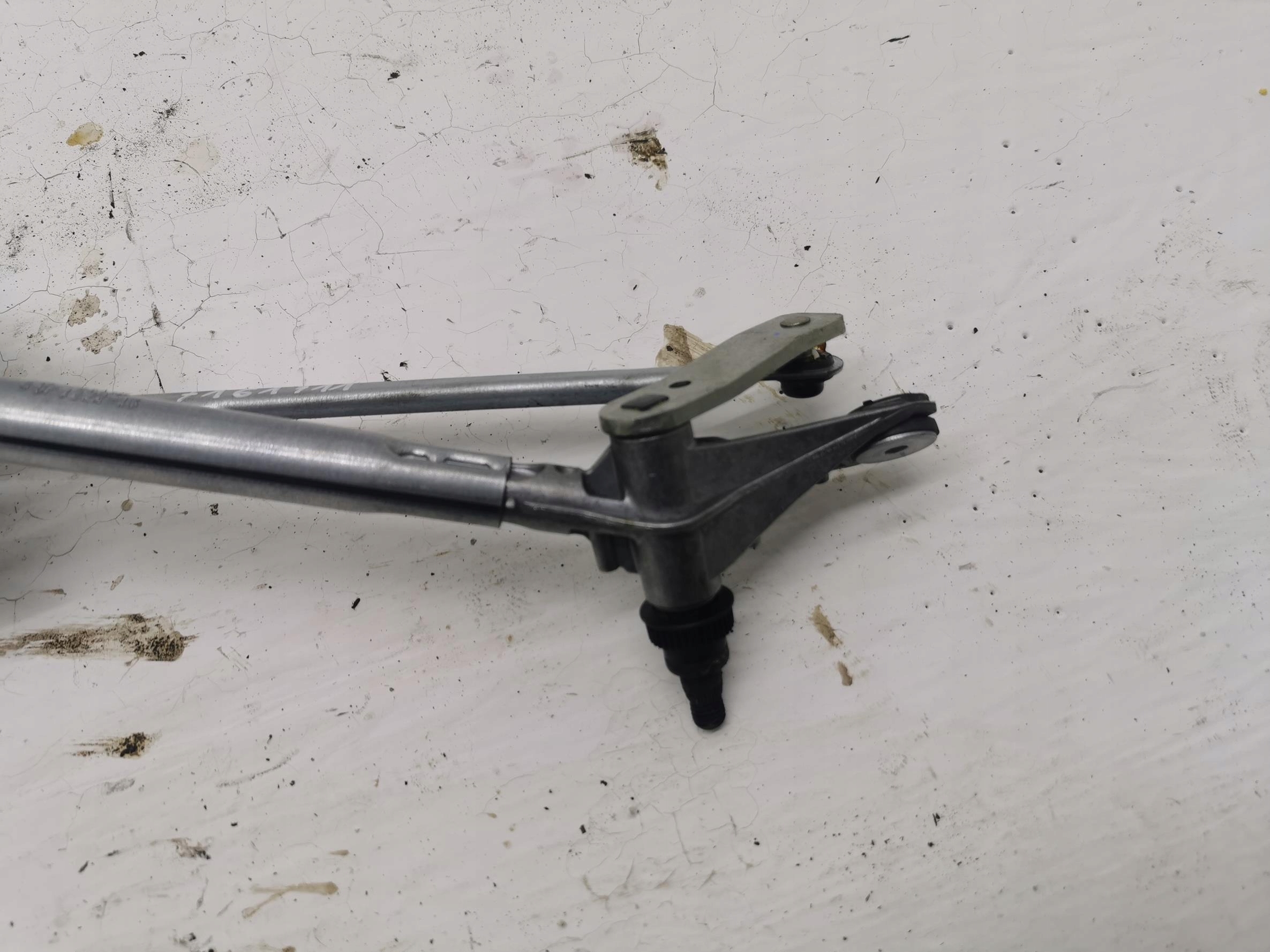 wiper mechanism front BMW SERIA 3 E90 E91 EU