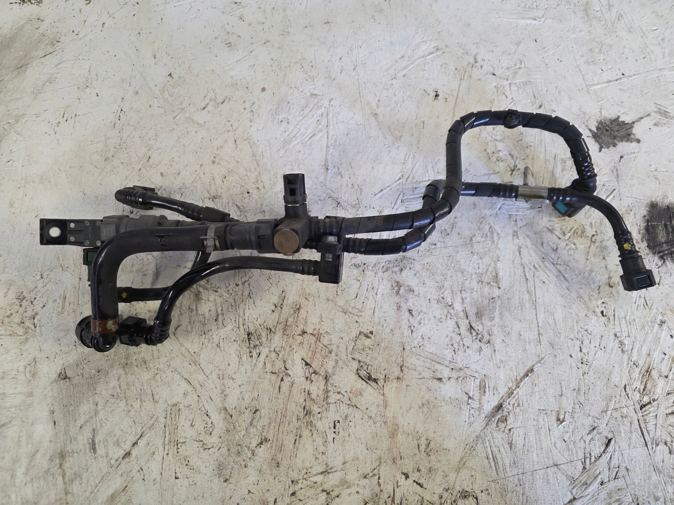 KIA HYUNDAI 1.6 CRDI D4FE PRZEWODY PALIWA