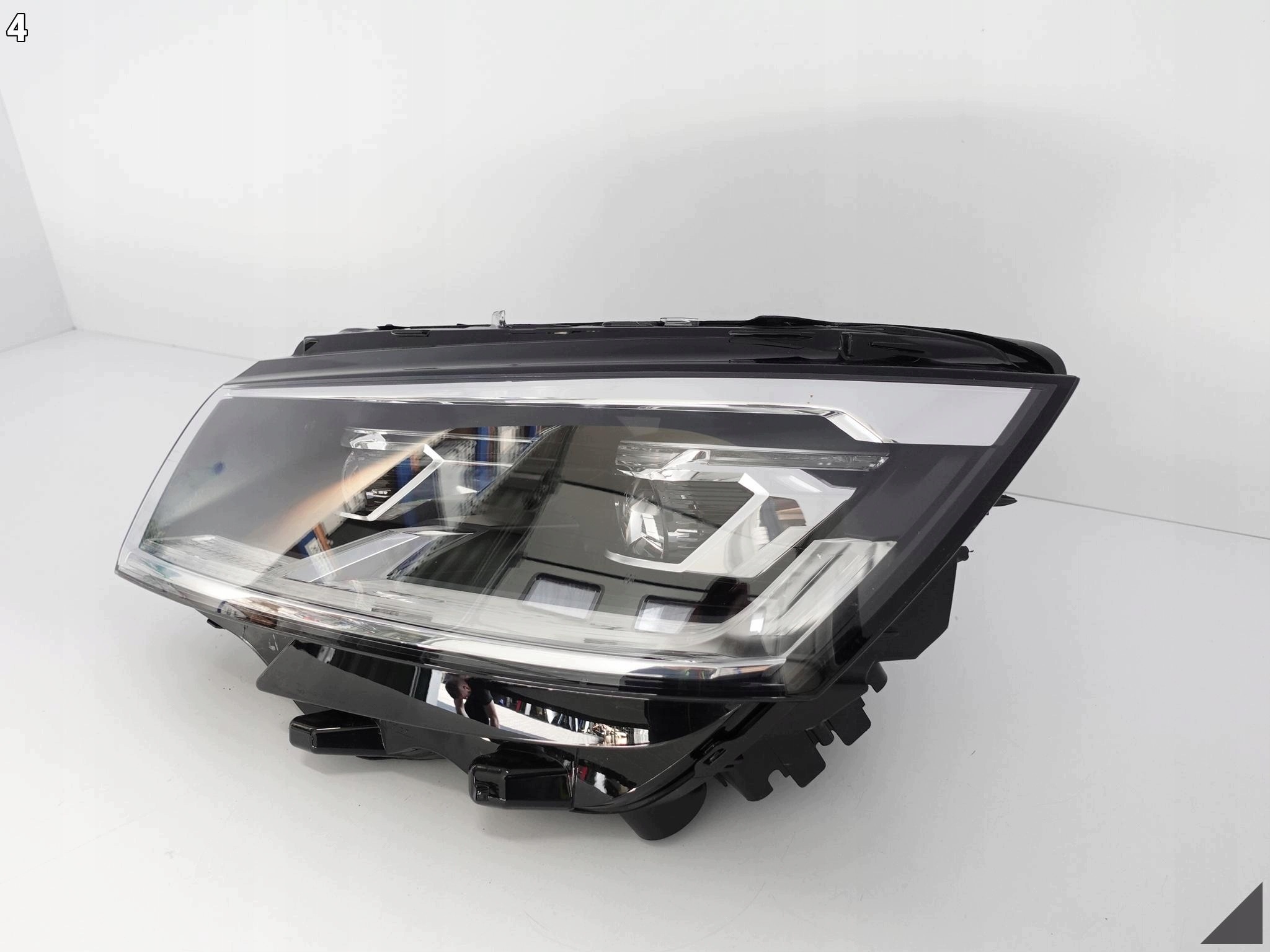VW T6 T6.1 TRANSPORTER MULTIVAN LIFT 7L1 19-23 light FULL LED left front EU