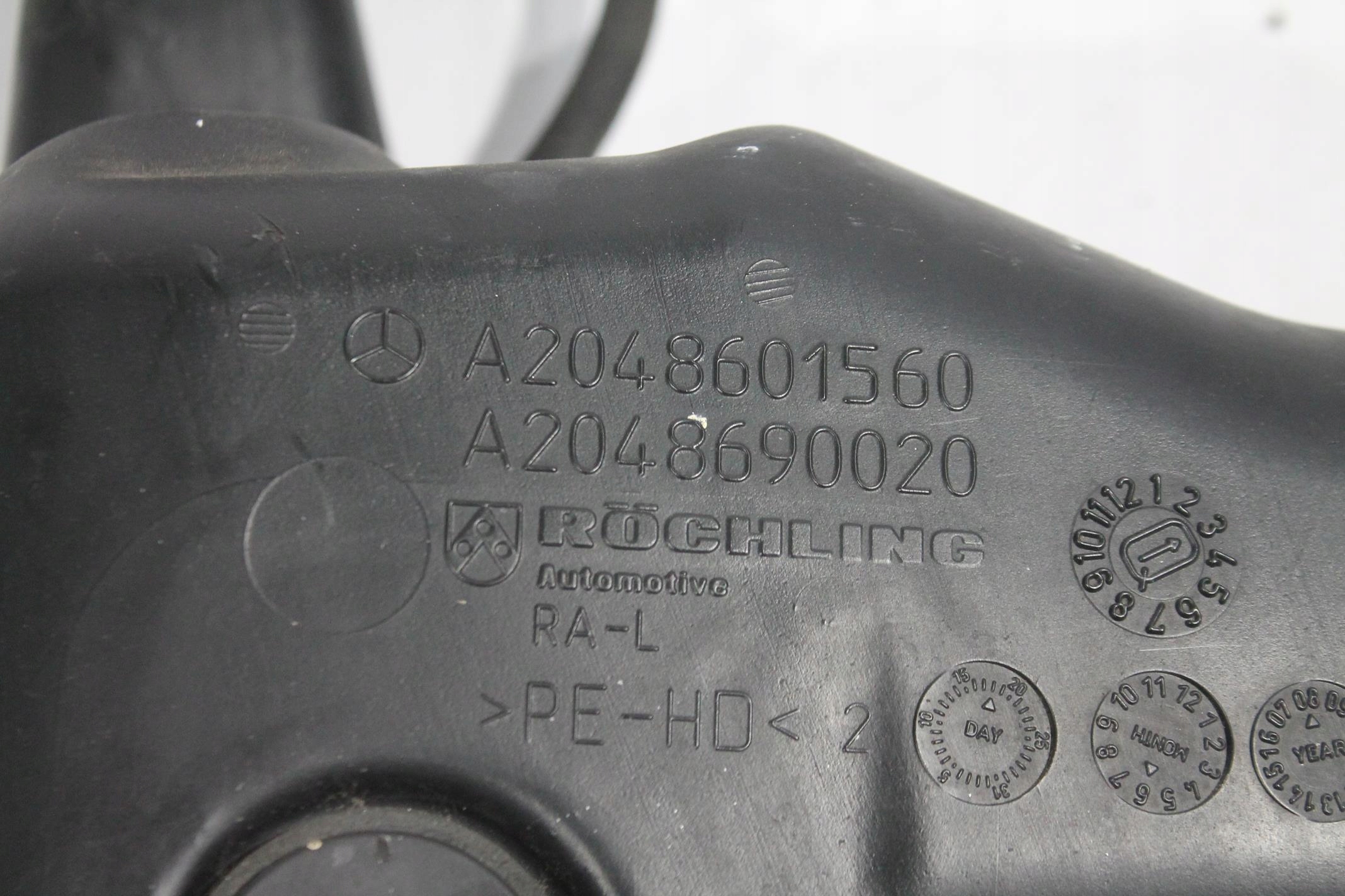 washer fluid tank A2048601560 MERCEDES W204