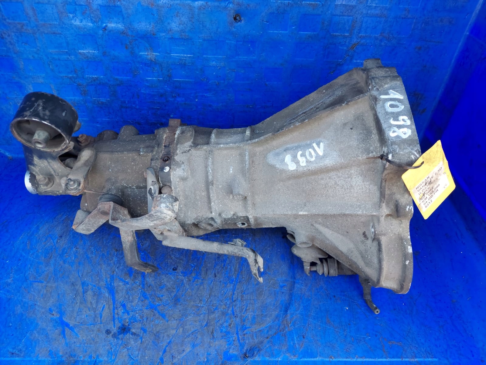 Getriebe NISSAN VANETE 2.3 D LD23A MANUAL