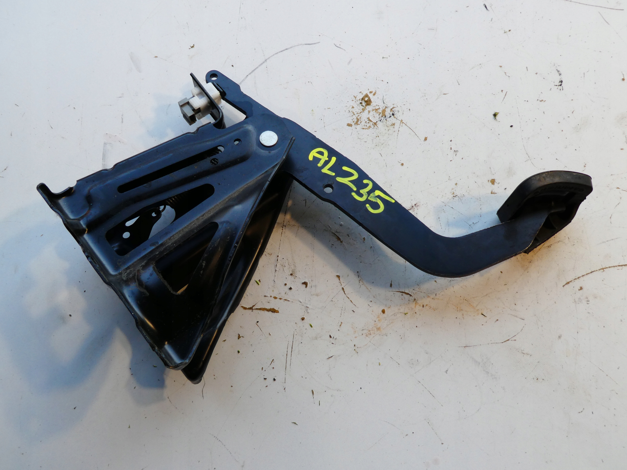 W205 PEDAL páčka brzdy A2052901800