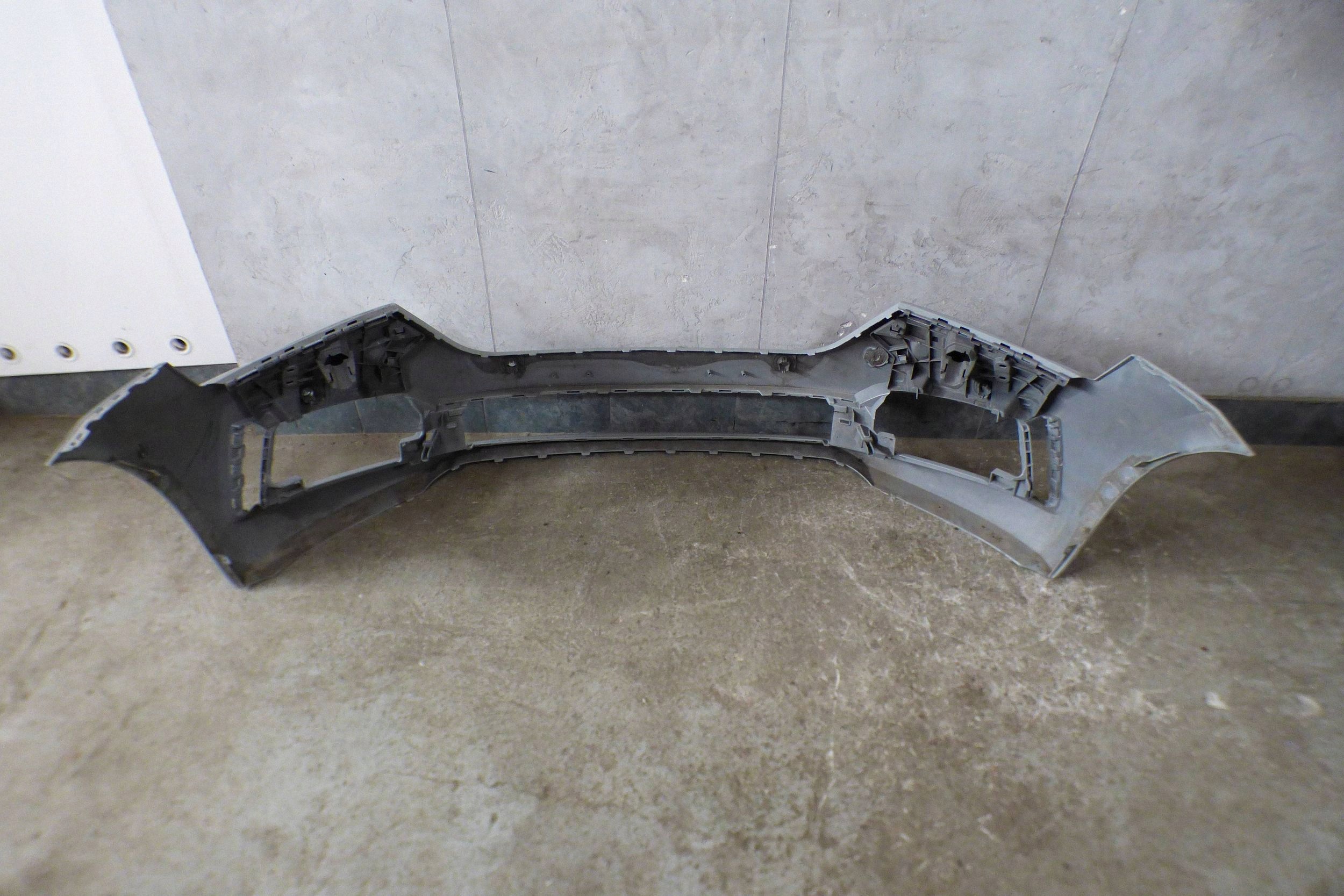 Skoda Scala bumper front front 657807221