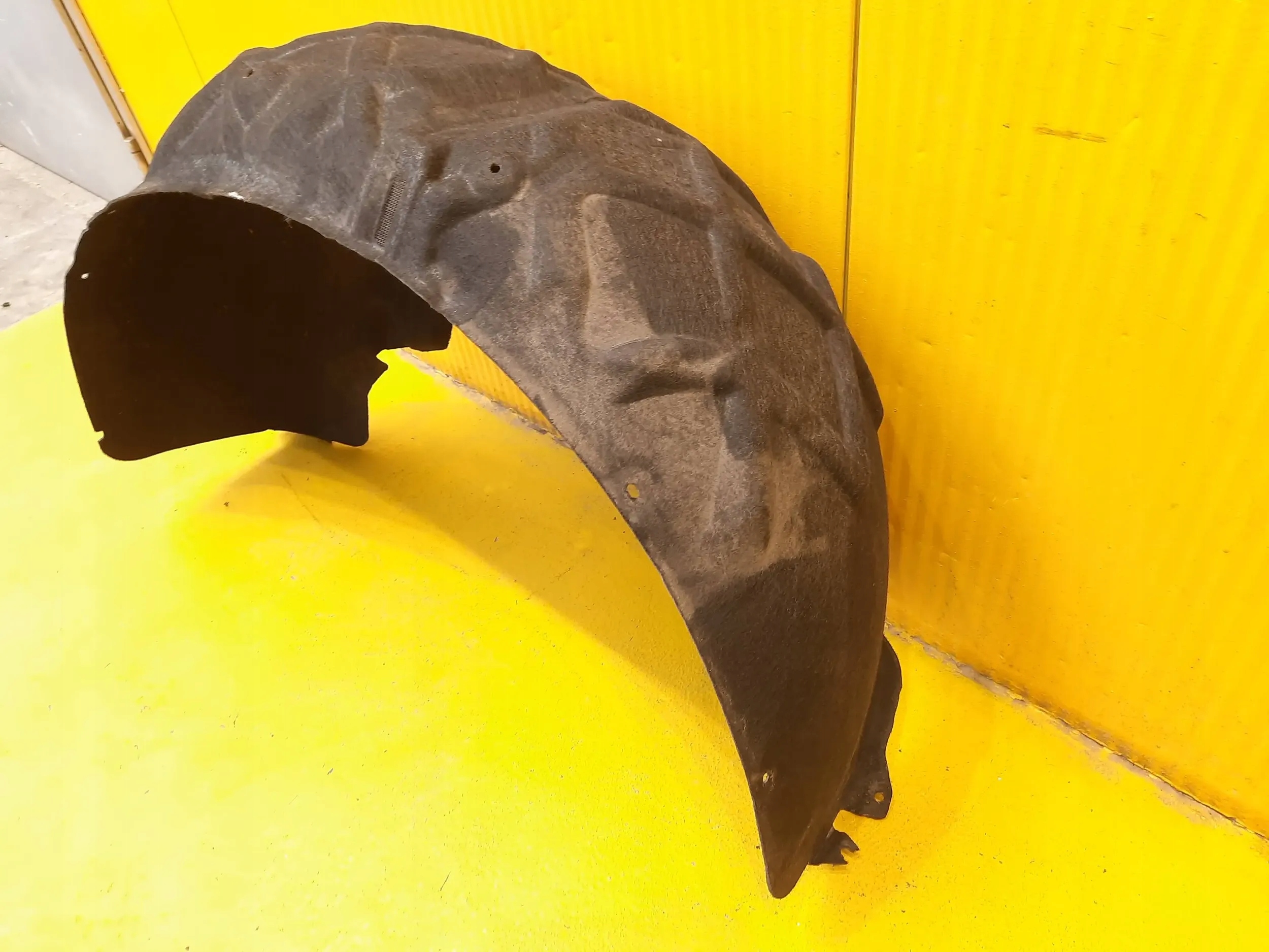 mudguard left rear part PORSCHE CAYENNE II 7P5810971B