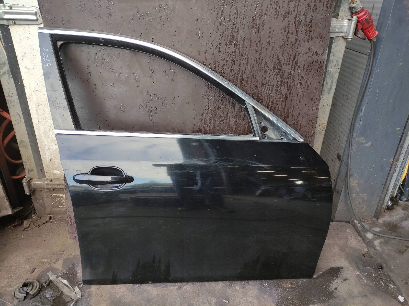 door complete right front BMW E60 Schwarz 2 668