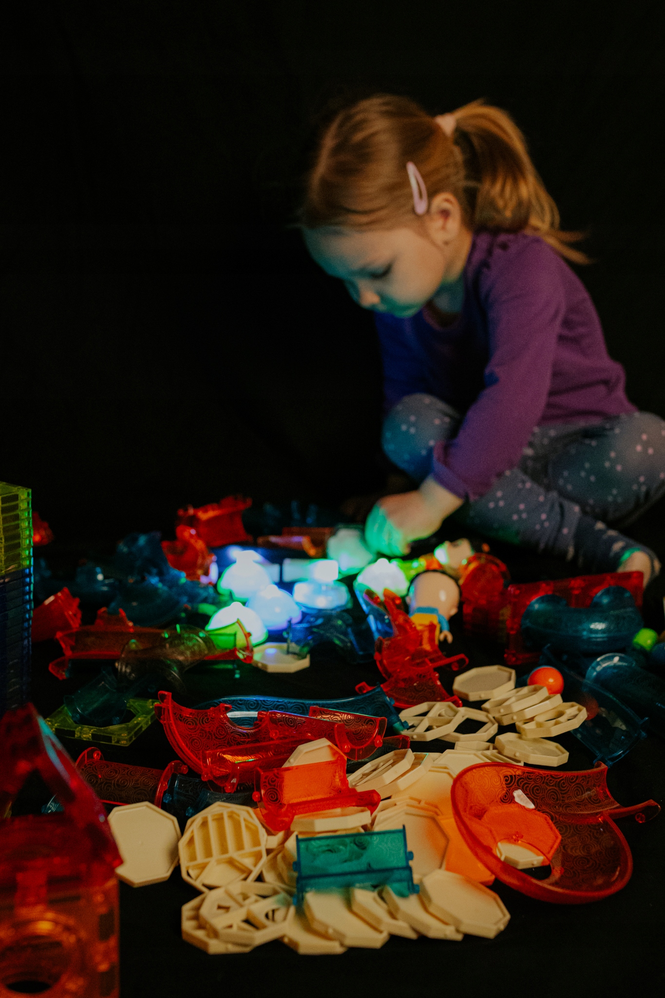 ŚWIECĄCE KLOCKI MAGNETYCZNE ŚWIECĄCY TOR MAGNETYCZNY dla kulek ZESTAW XXL Stan opakowania oryginalne