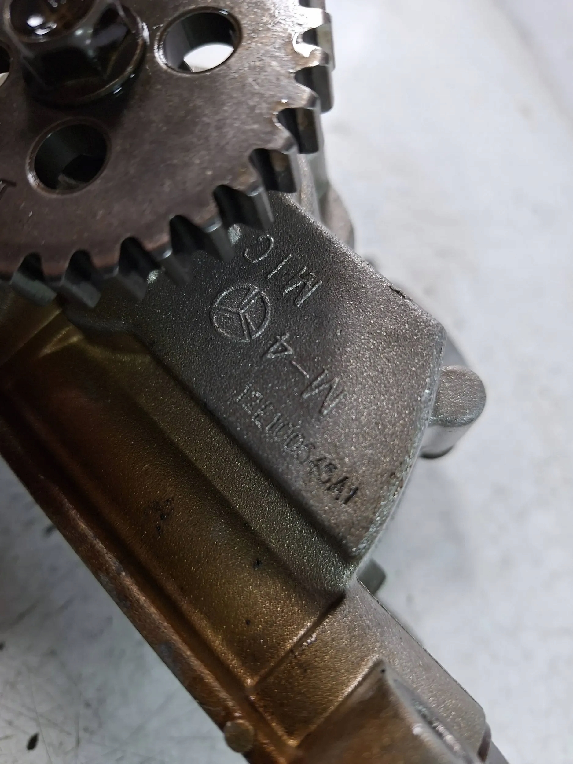 ÖLPUMPE MITSUBISHI OUTLANDER III ASX 2.0 B 4J11