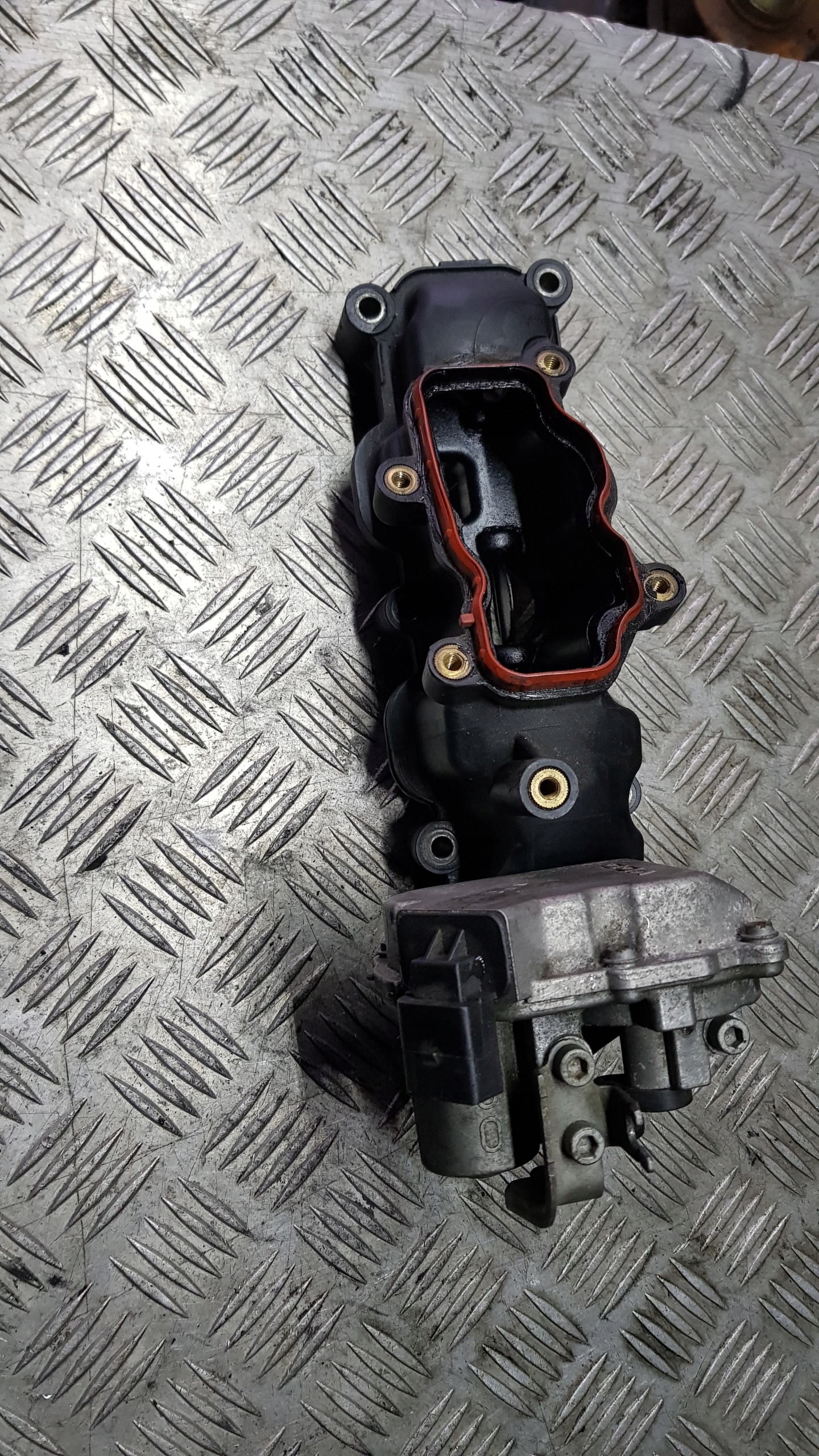 AUDI A8 D3 3.0 TDI intake manifold regulator 059129712h