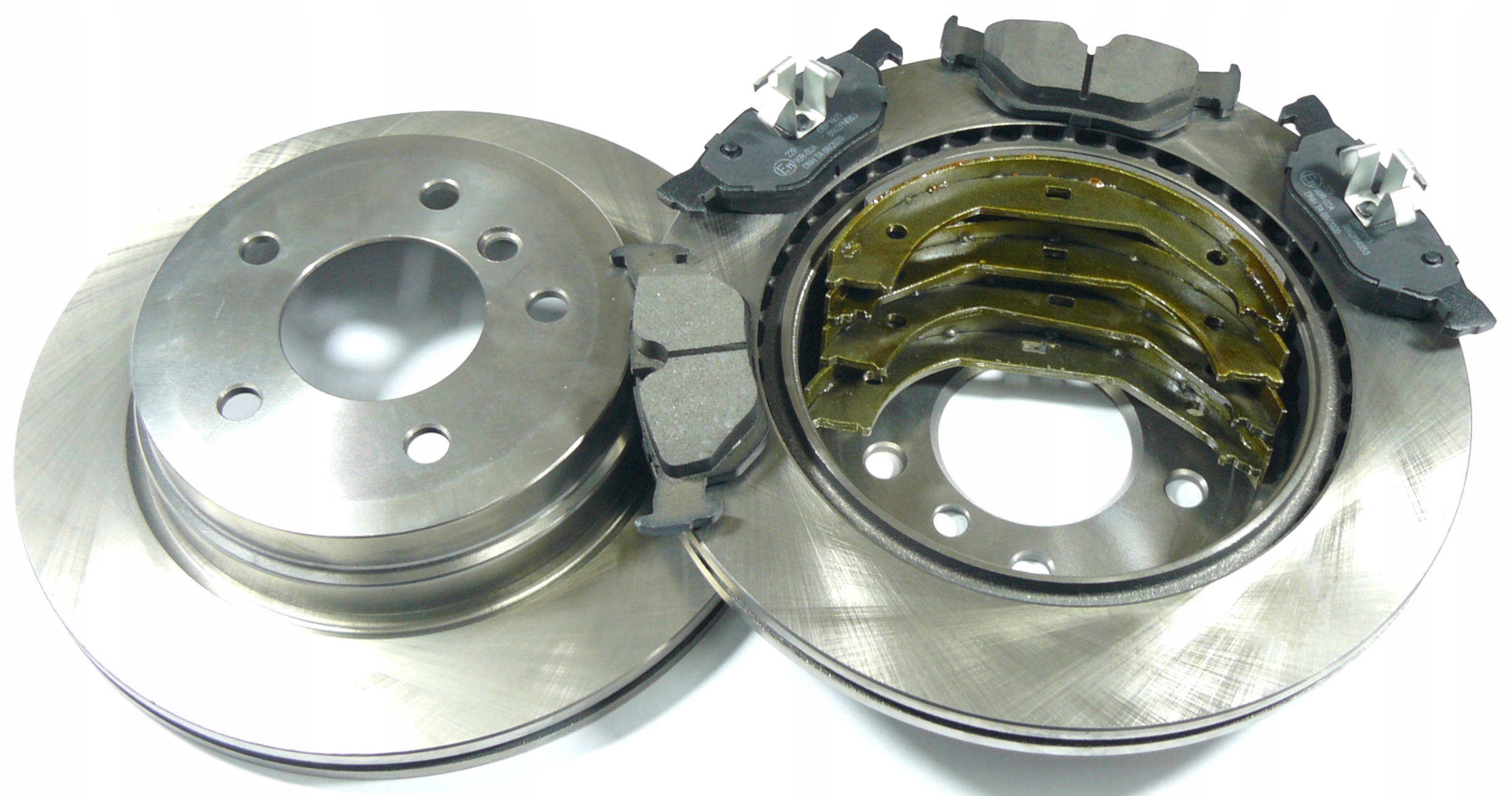 Колодки диски 30 щелепи для BMW E87 E90 E91 X1 E84