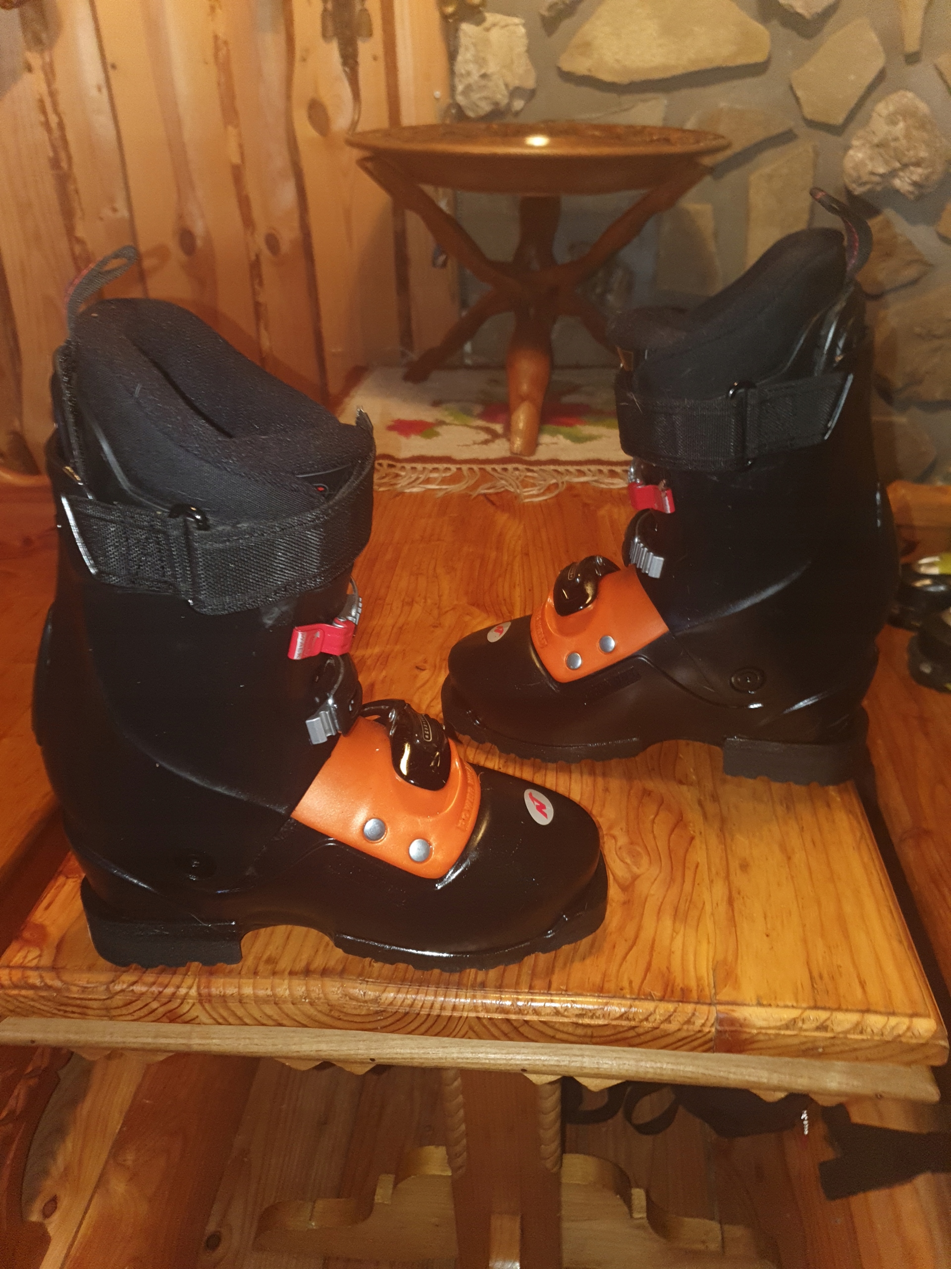 nordica fun drive x hard nr, 24--24,5 eu 39 dł skorupy 280mm dł.wkładki 240 Marka Garmont